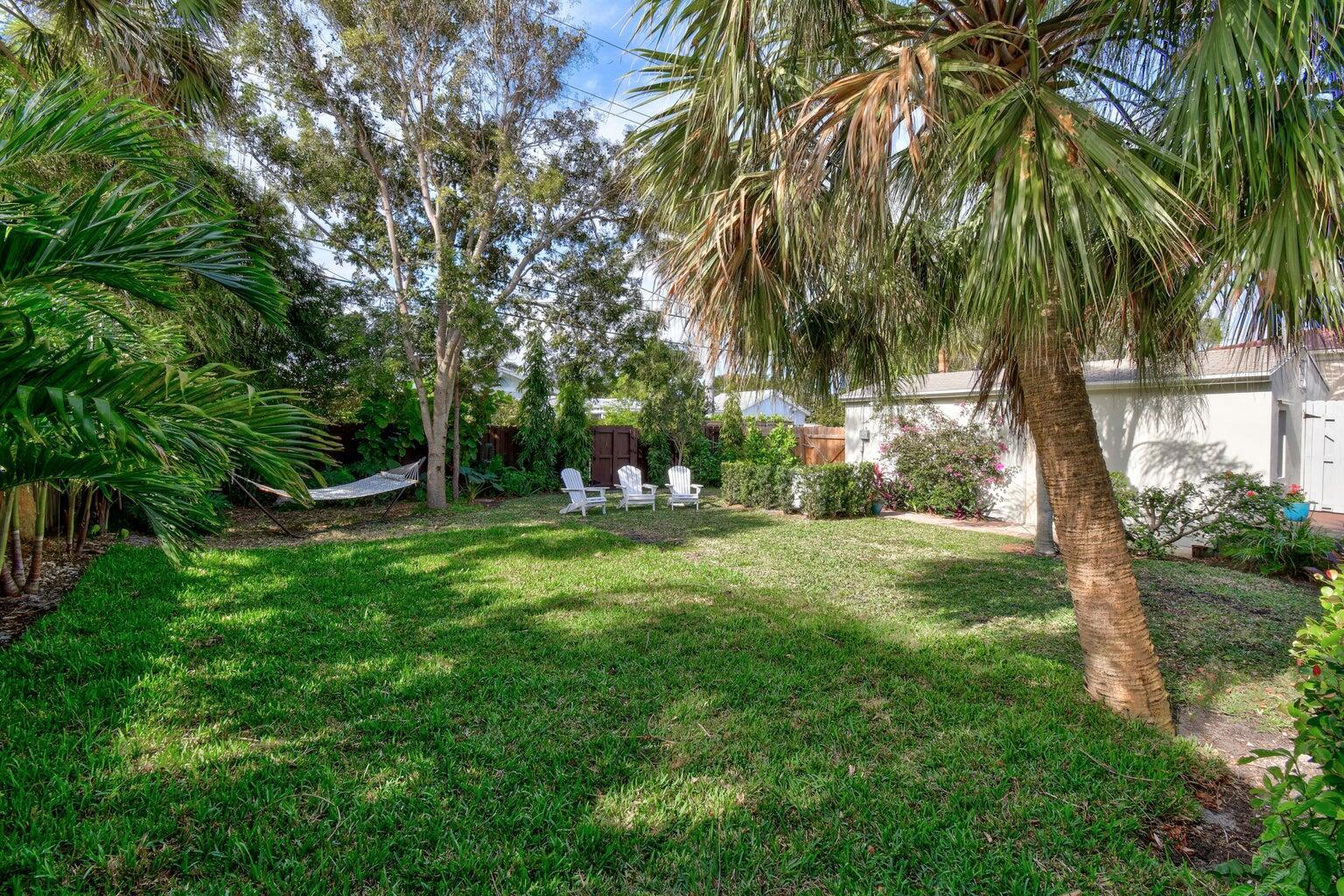 LAKE WORTH TOWN OF - Residential Lease