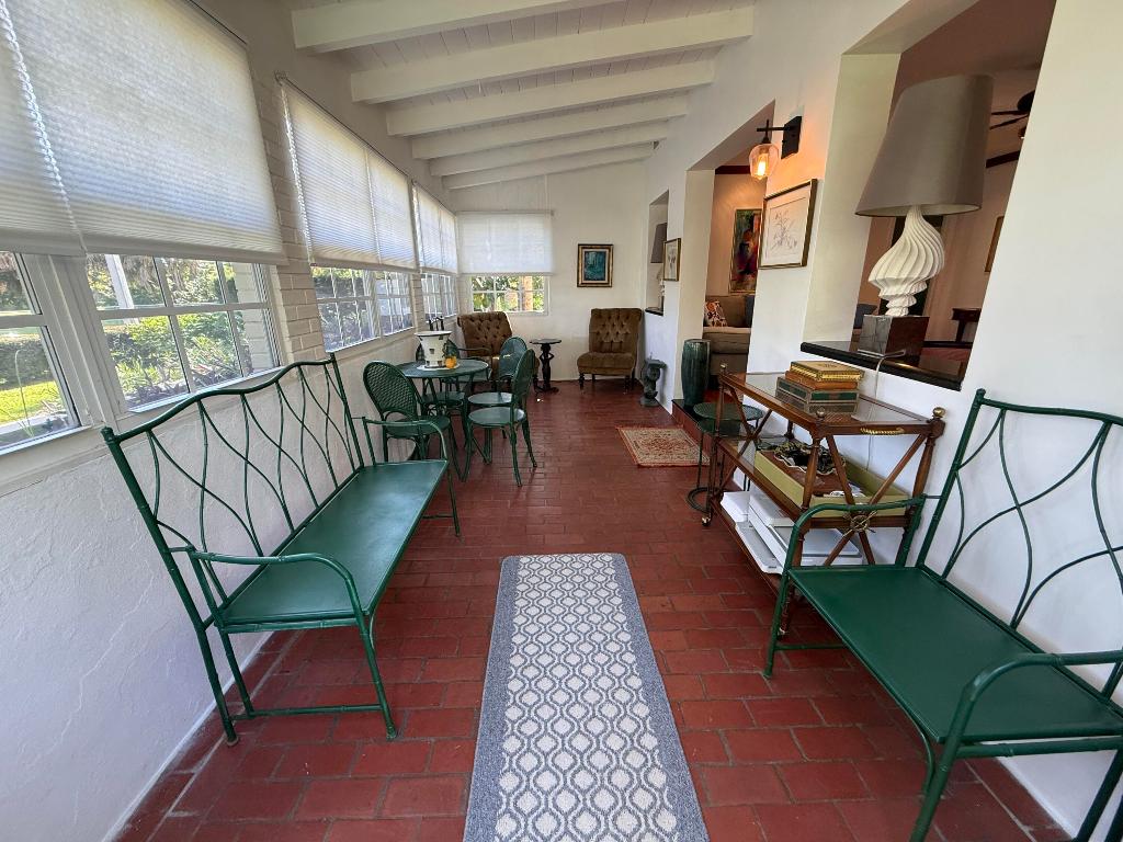 LAKE WORTH TOWN OF - Residential Lease