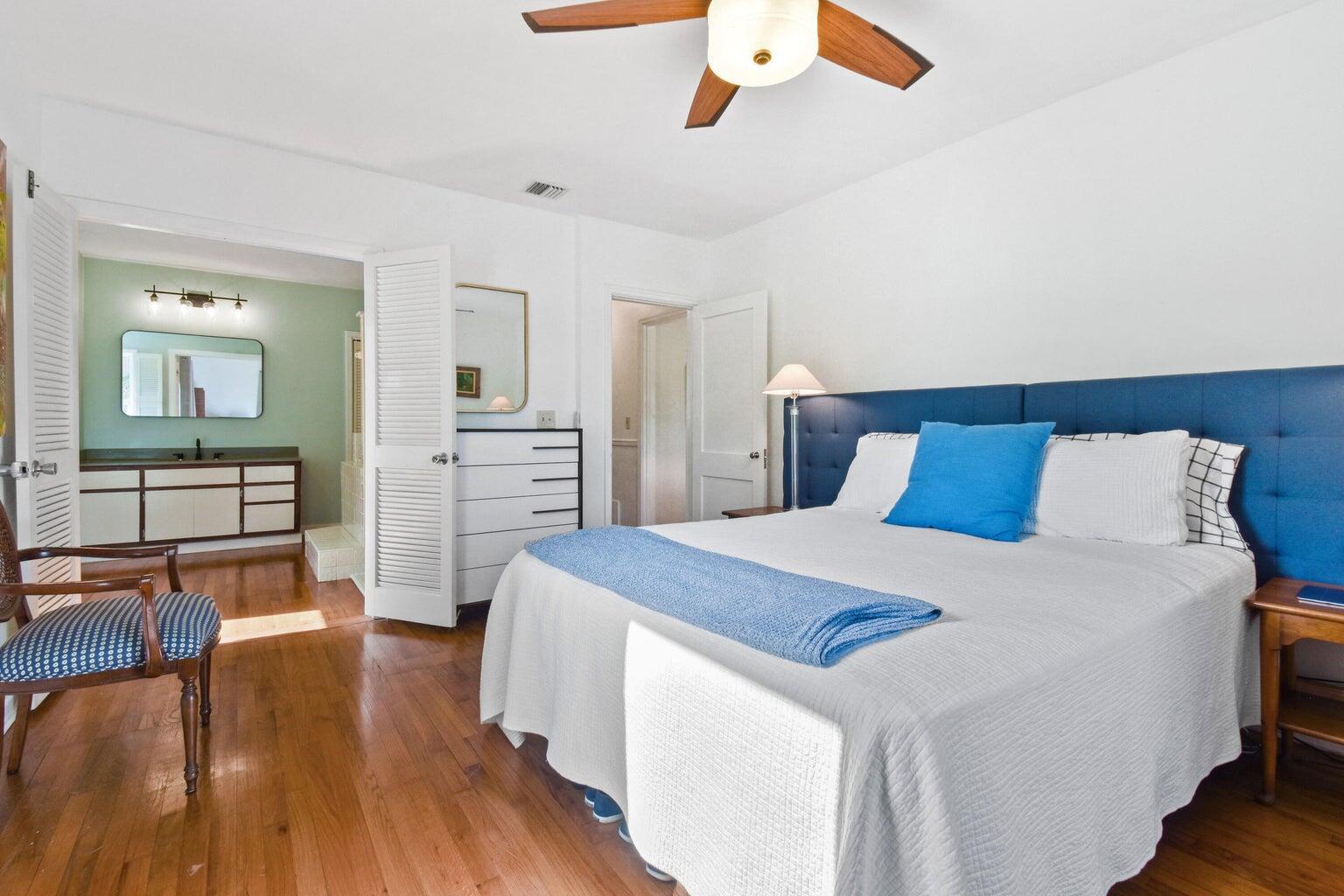 LAKE WORTH TOWN OF - Residential Lease