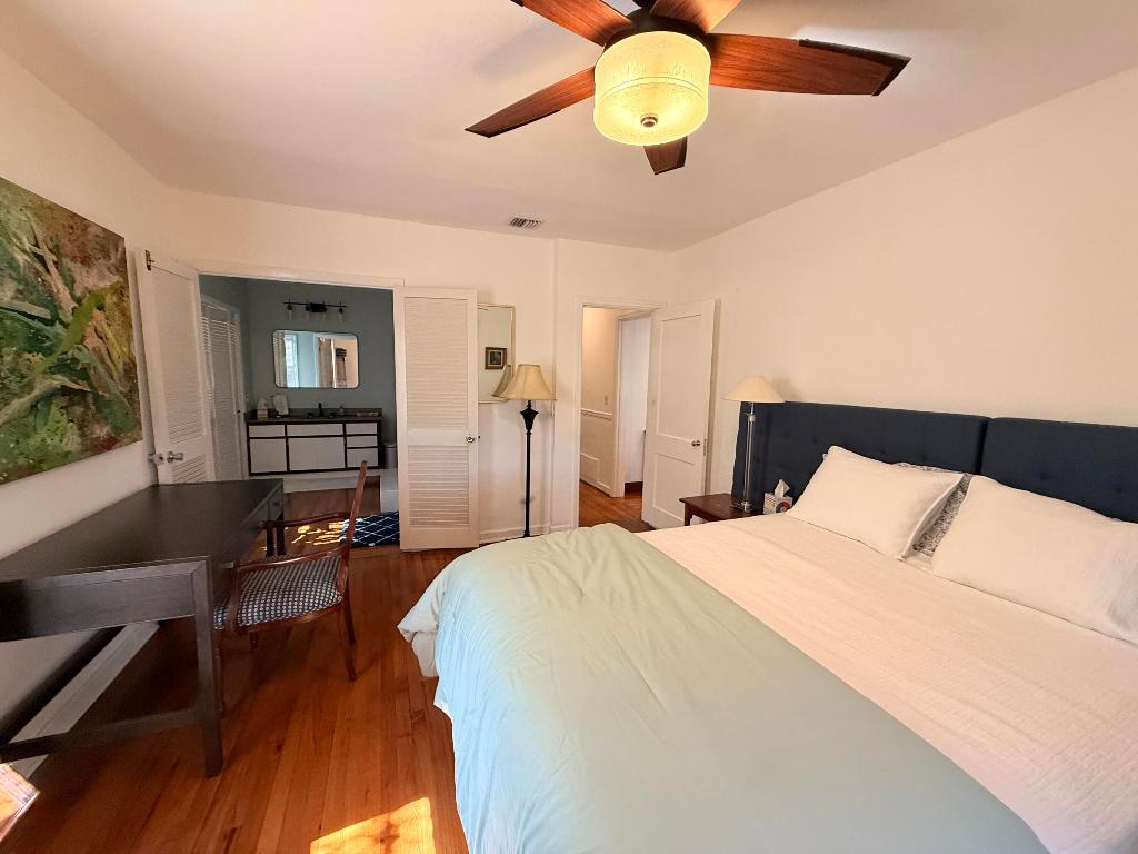 LAKE WORTH TOWN OF - Residential Lease