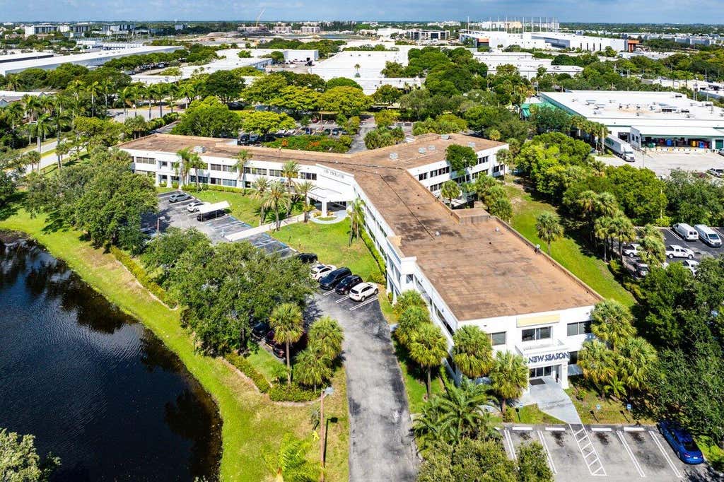 Photo of 555 SW 12th Avenue #206, Pompano Beach, FL 33069 (MLS # B26061091)
