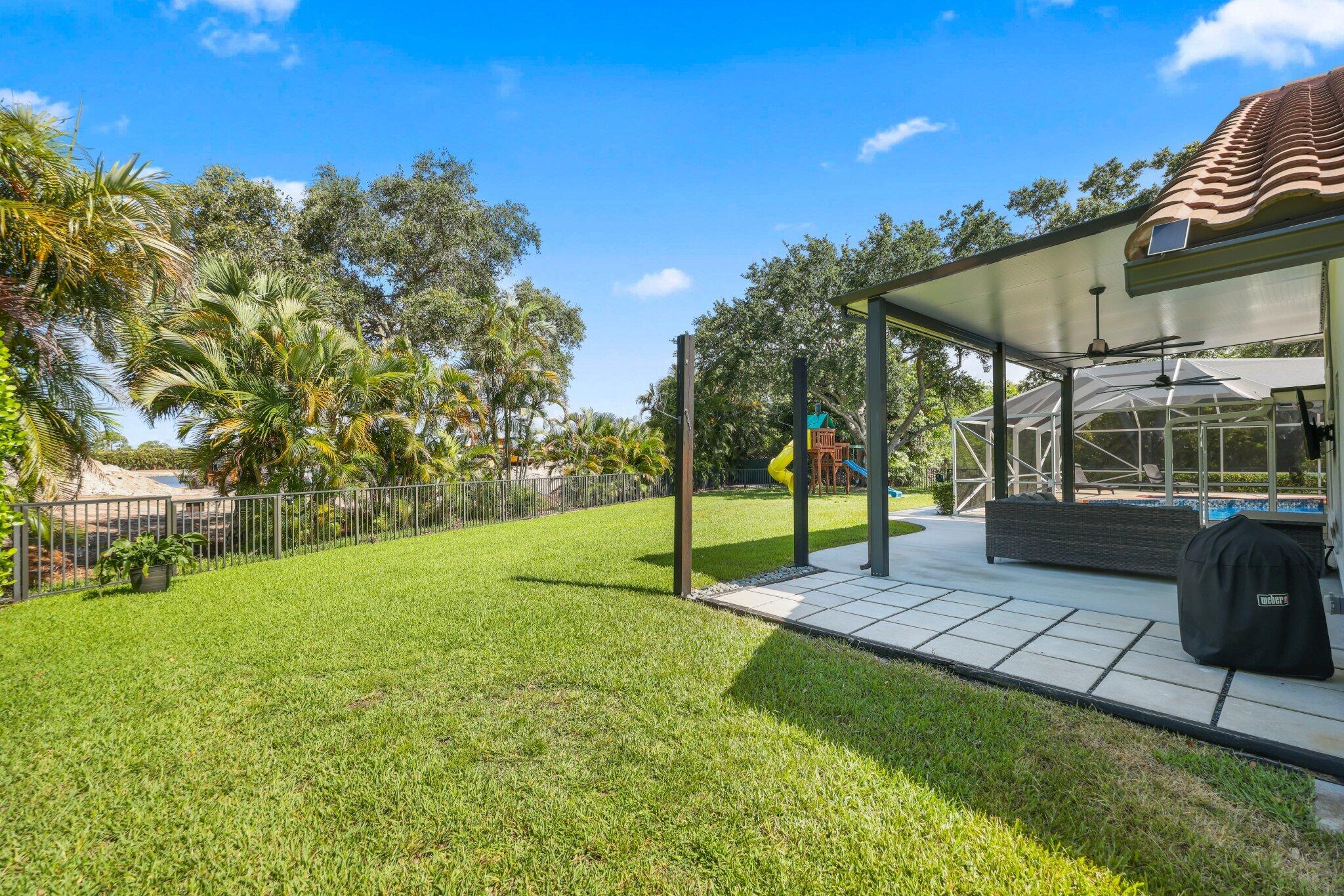 FAIRFIELDS LACUNA 6 - Residential