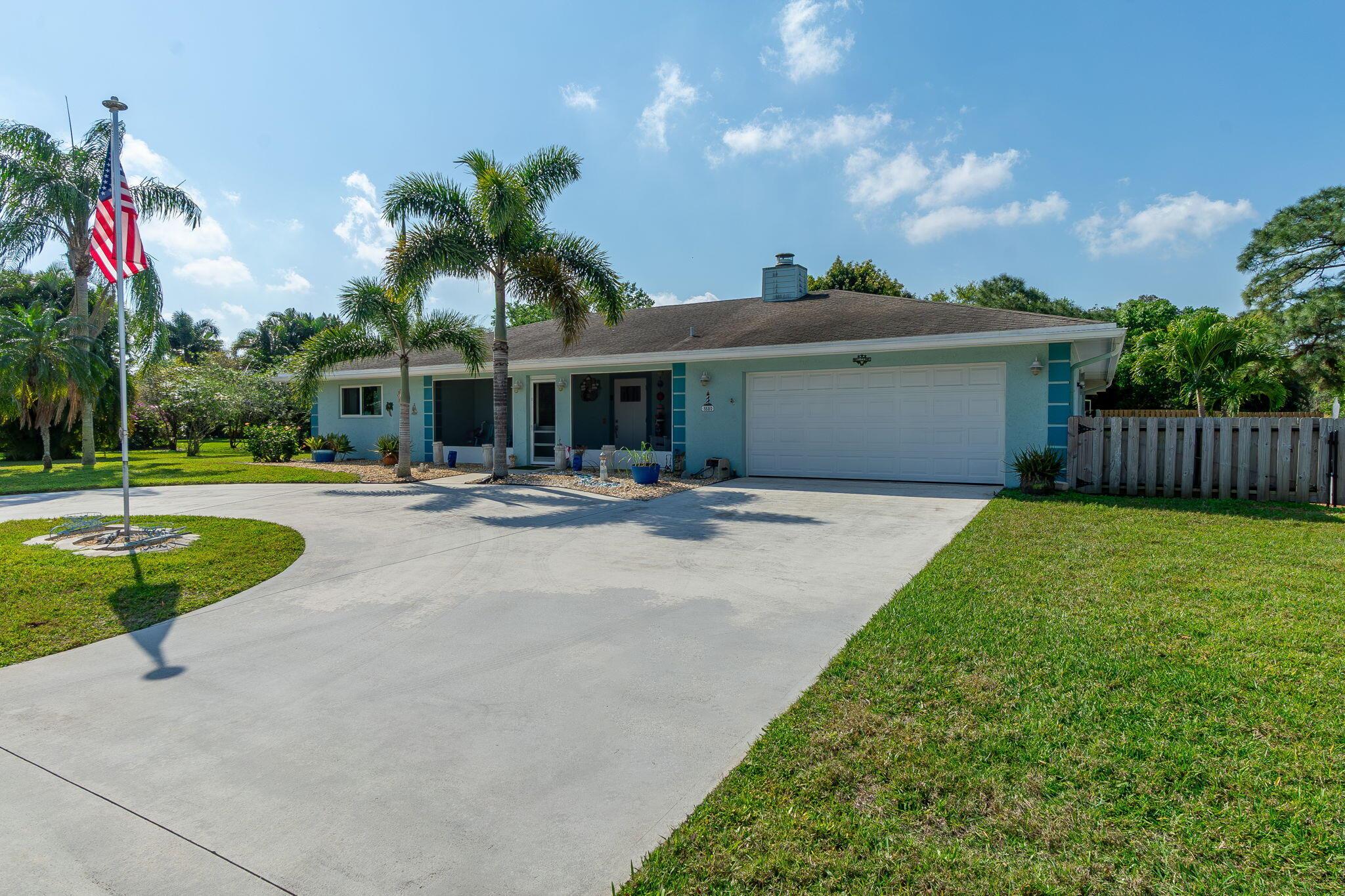5580 SE Paramount Drive
