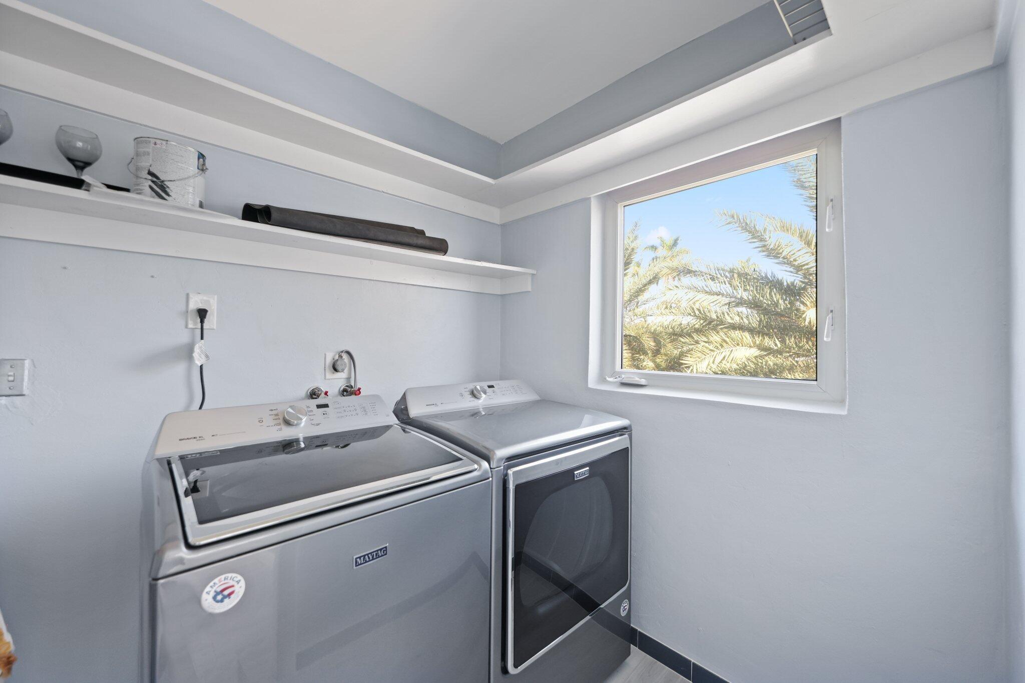 SANTA BARBARA SHORES REPLAT - Residential Income