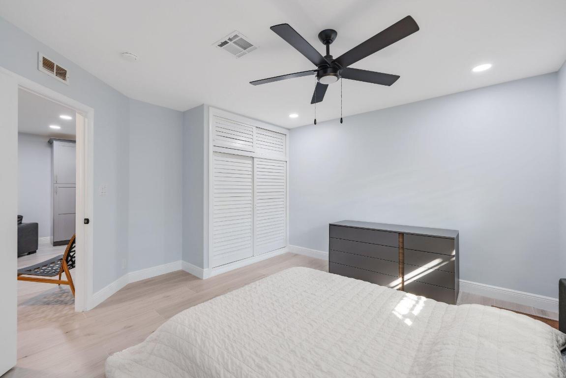 SANTA BARBARA SHORES REPLAT - Residential Income