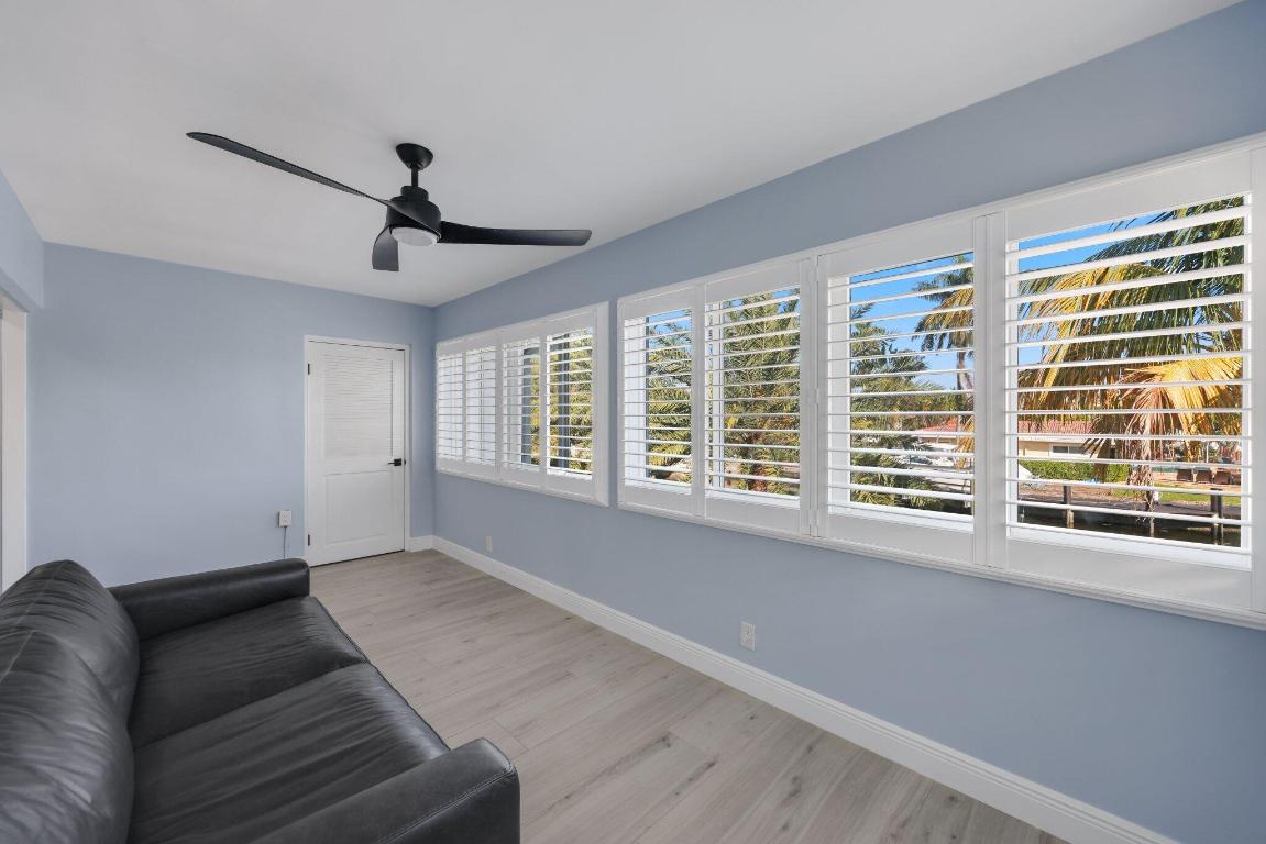 SANTA BARBARA SHORES REPLAT - Residential Income