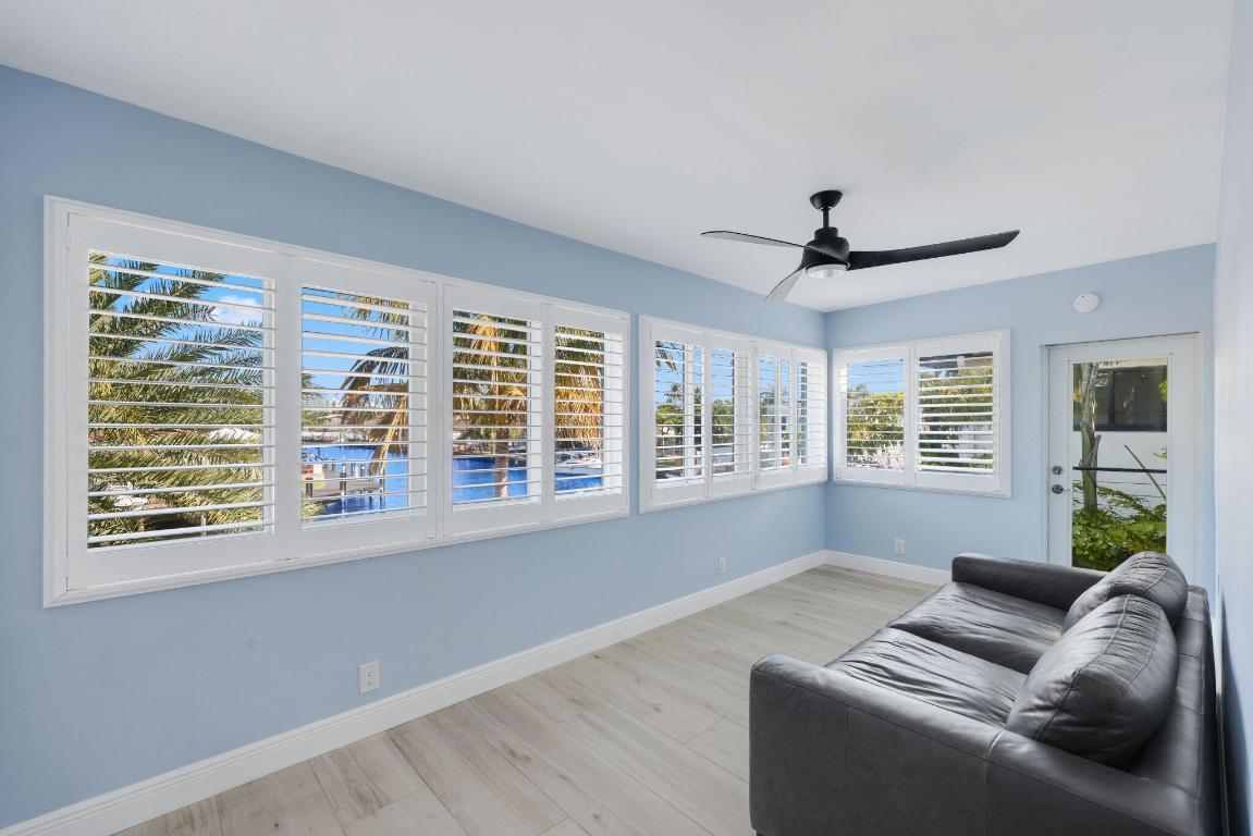 SANTA BARBARA SHORES REPLAT - Residential Income