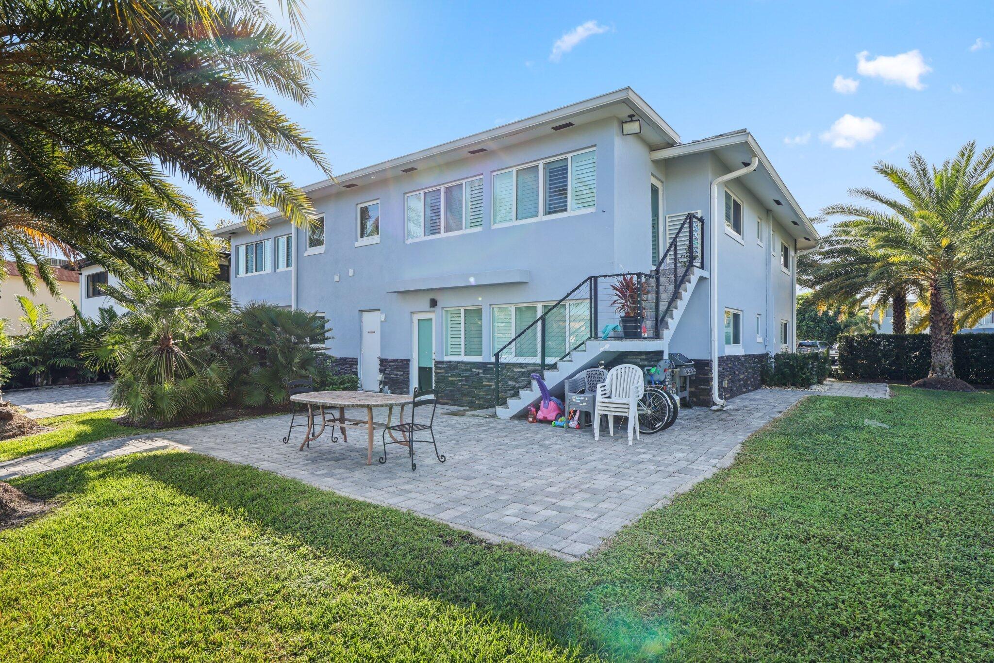 SANTA BARBARA SHORES REPLAT - Residential Income