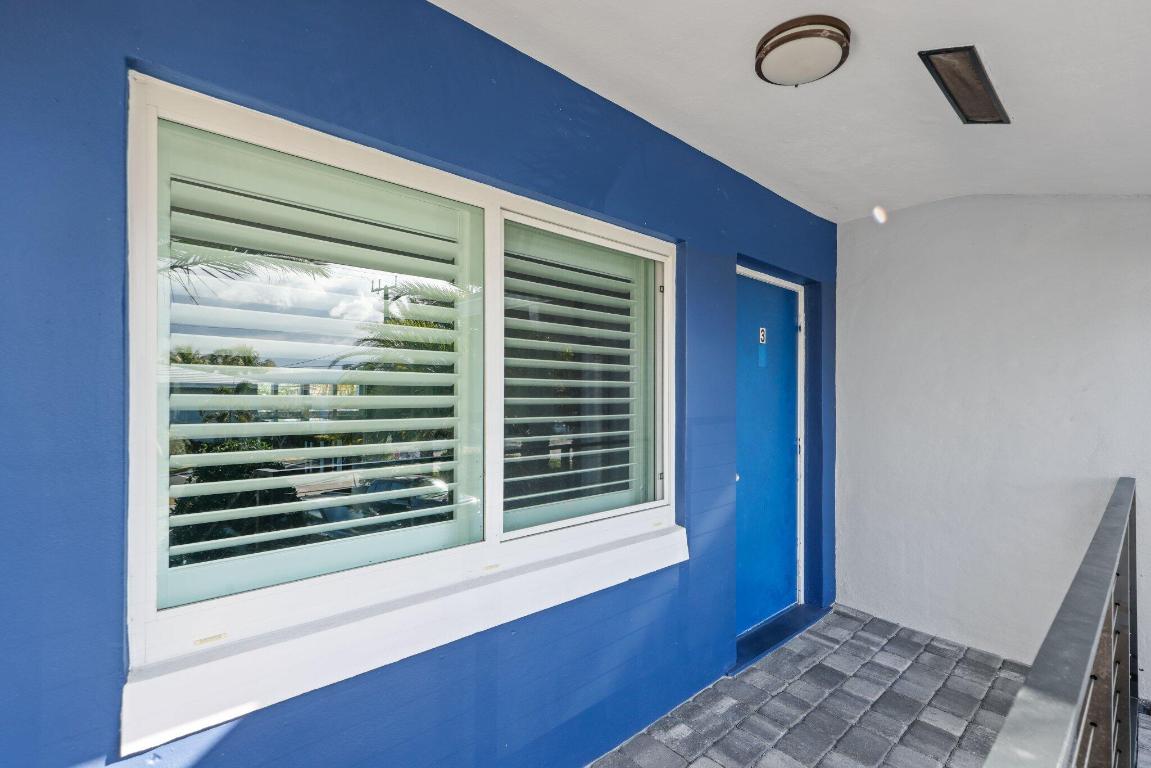 SANTA BARBARA SHORES REPLAT - Residential Income