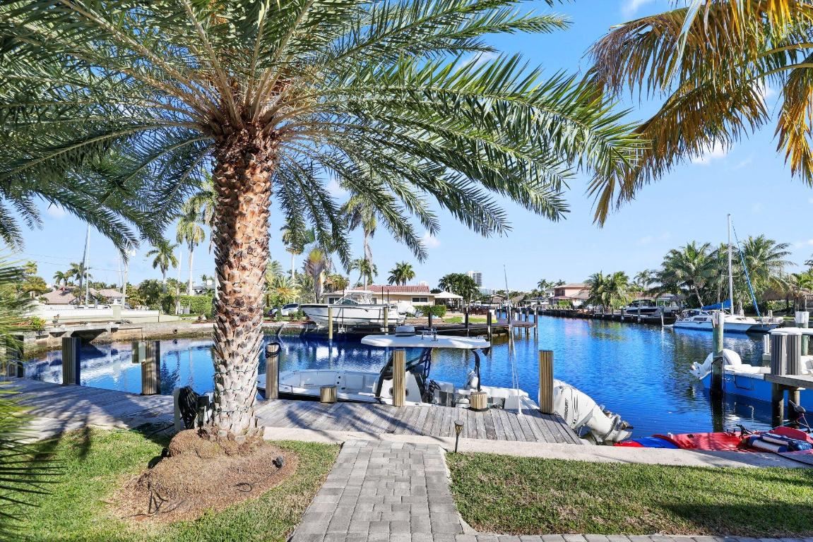 SANTA BARBARA SHORES REPLAT - Residential Income