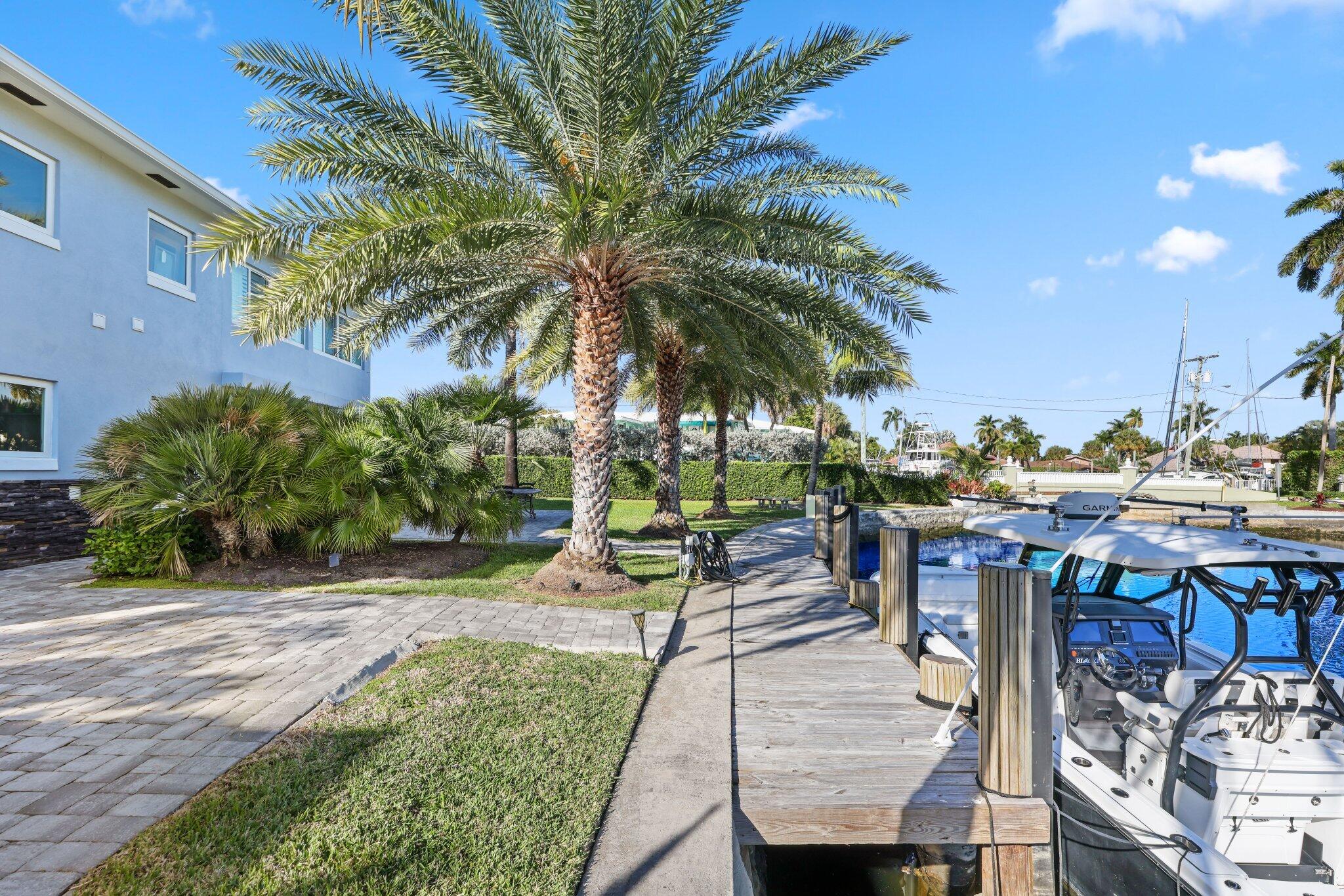SANTA BARBARA SHORES REPLAT - Residential Income