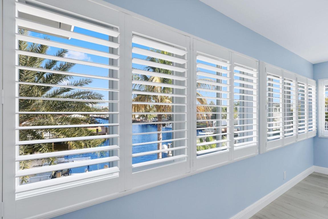 SANTA BARBARA SHORES REPLAT - Residential Income