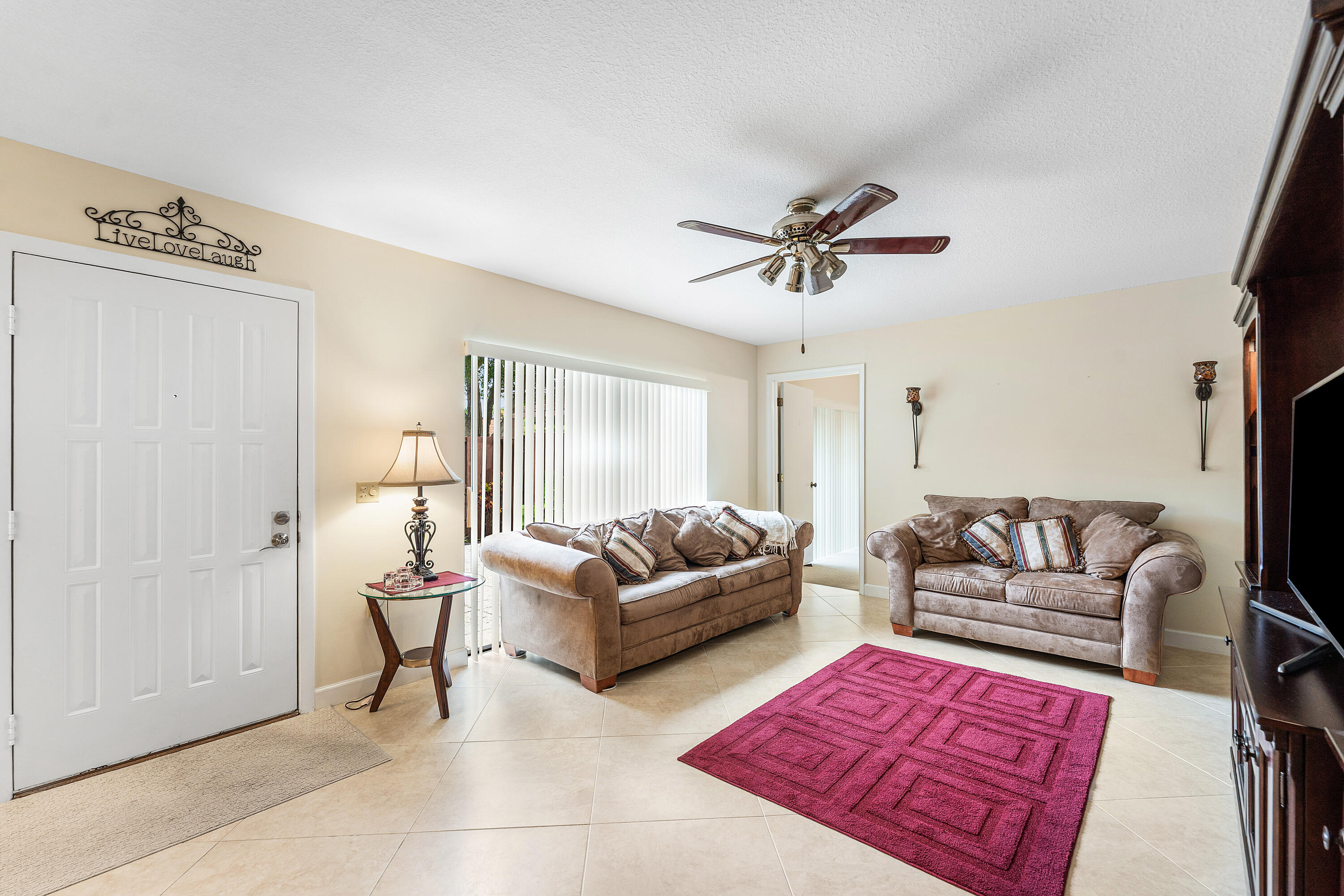 SHERWOOD LAKES - Residential