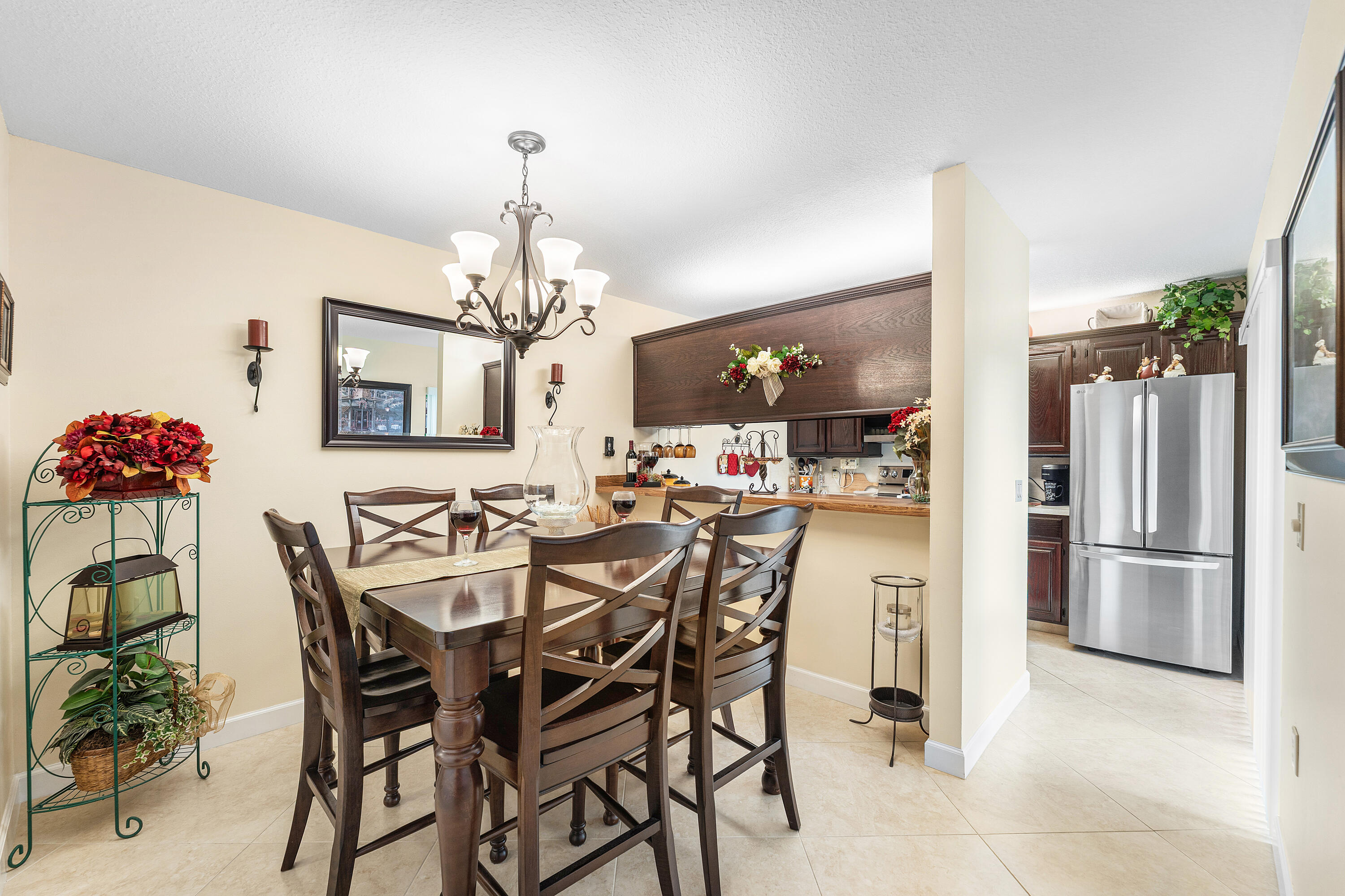 SHERWOOD LAKES - Residential