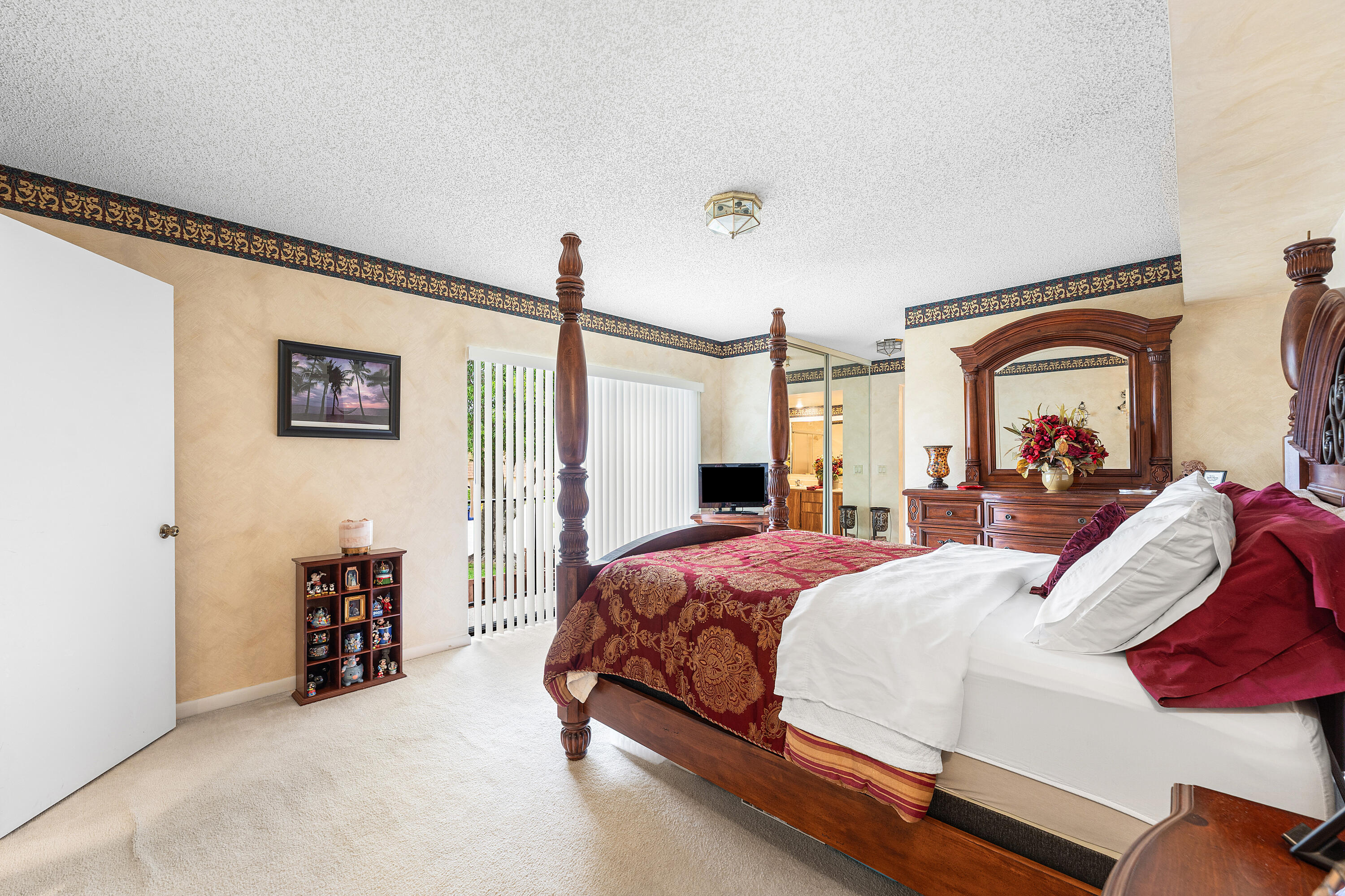 SHERWOOD LAKES - Residential