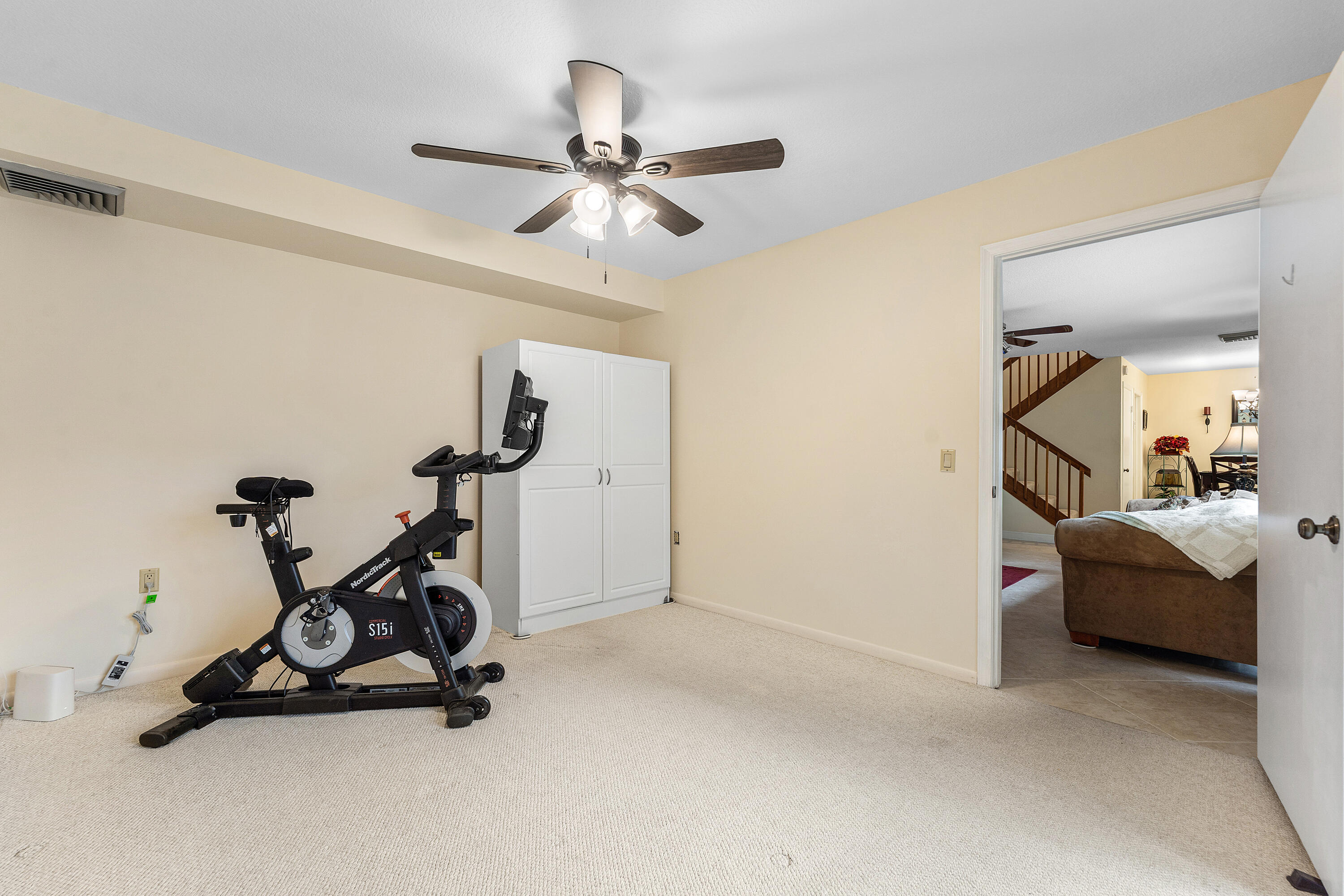 SHERWOOD LAKES - Residential