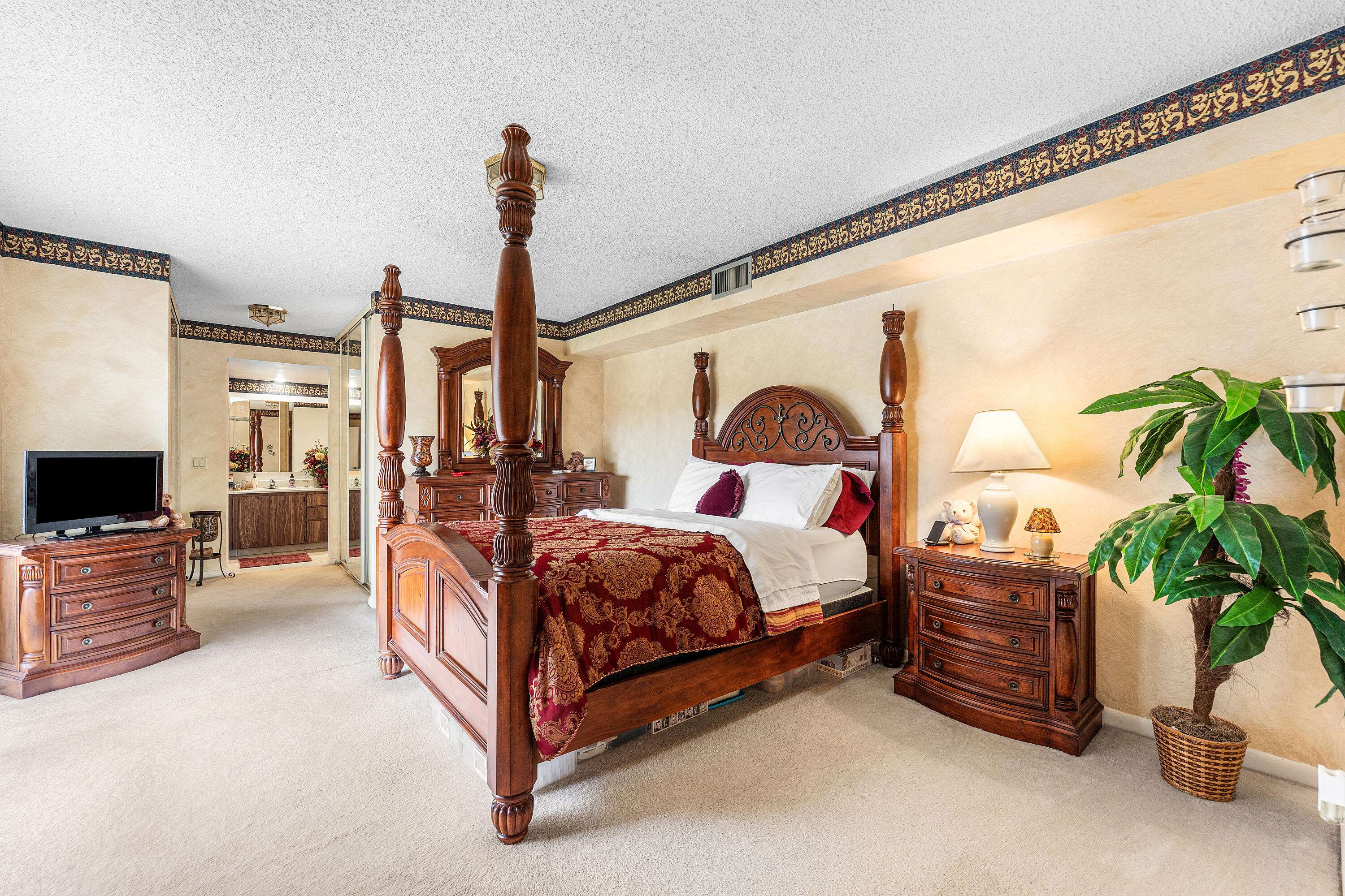 SHERWOOD LAKES - Residential