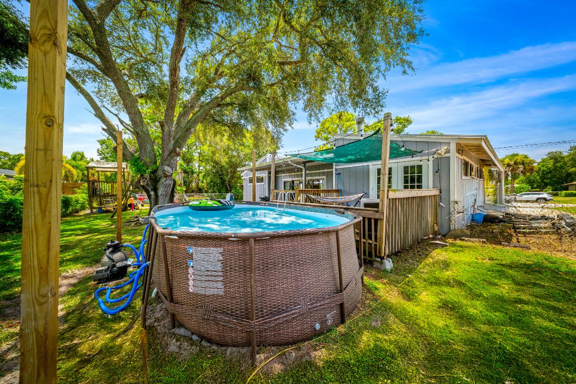 INDIAN RIVER ESTATES UNIT 9 - Residential