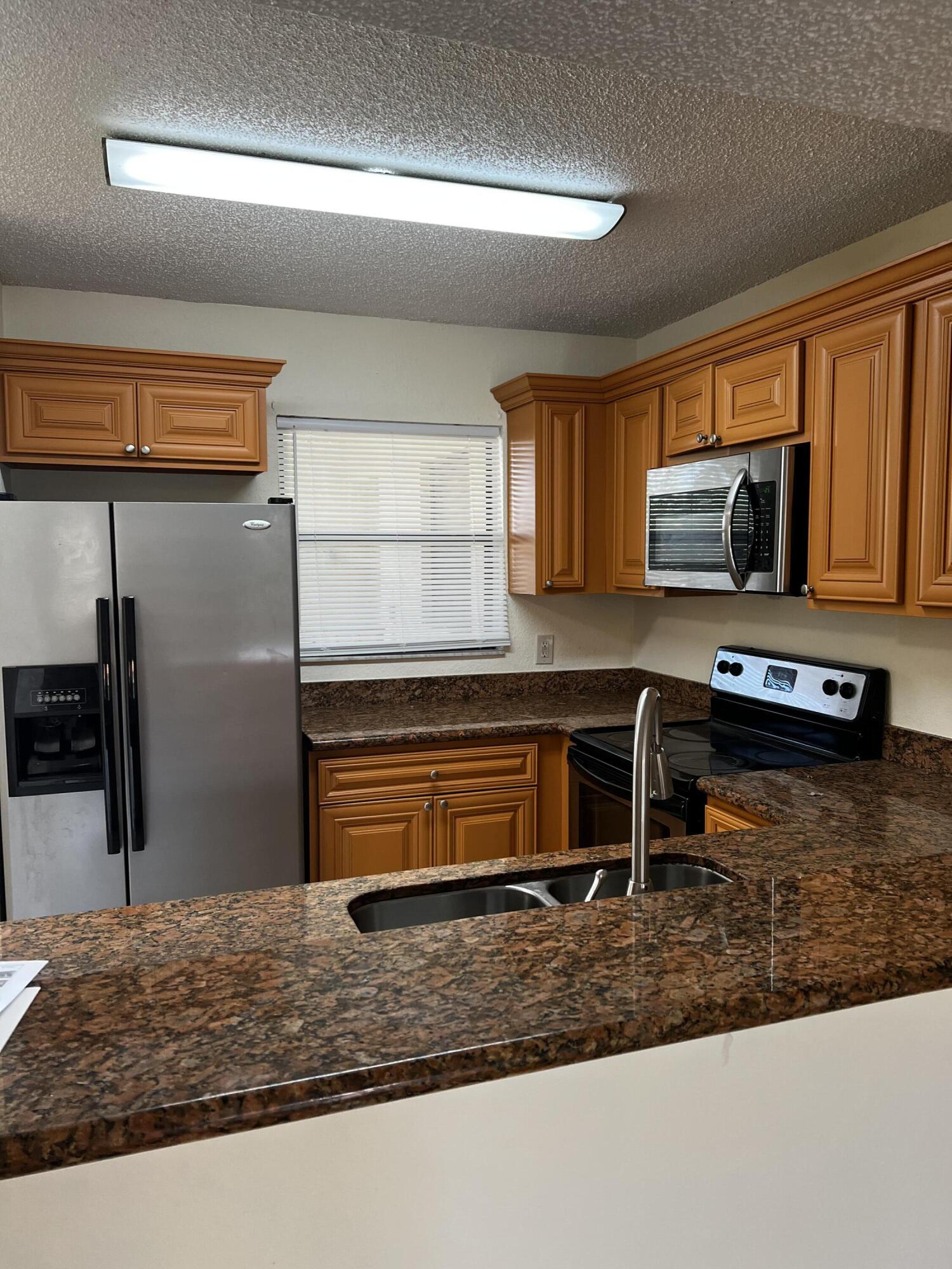 PALM BEACH PLACE CONDO - Residential Lease