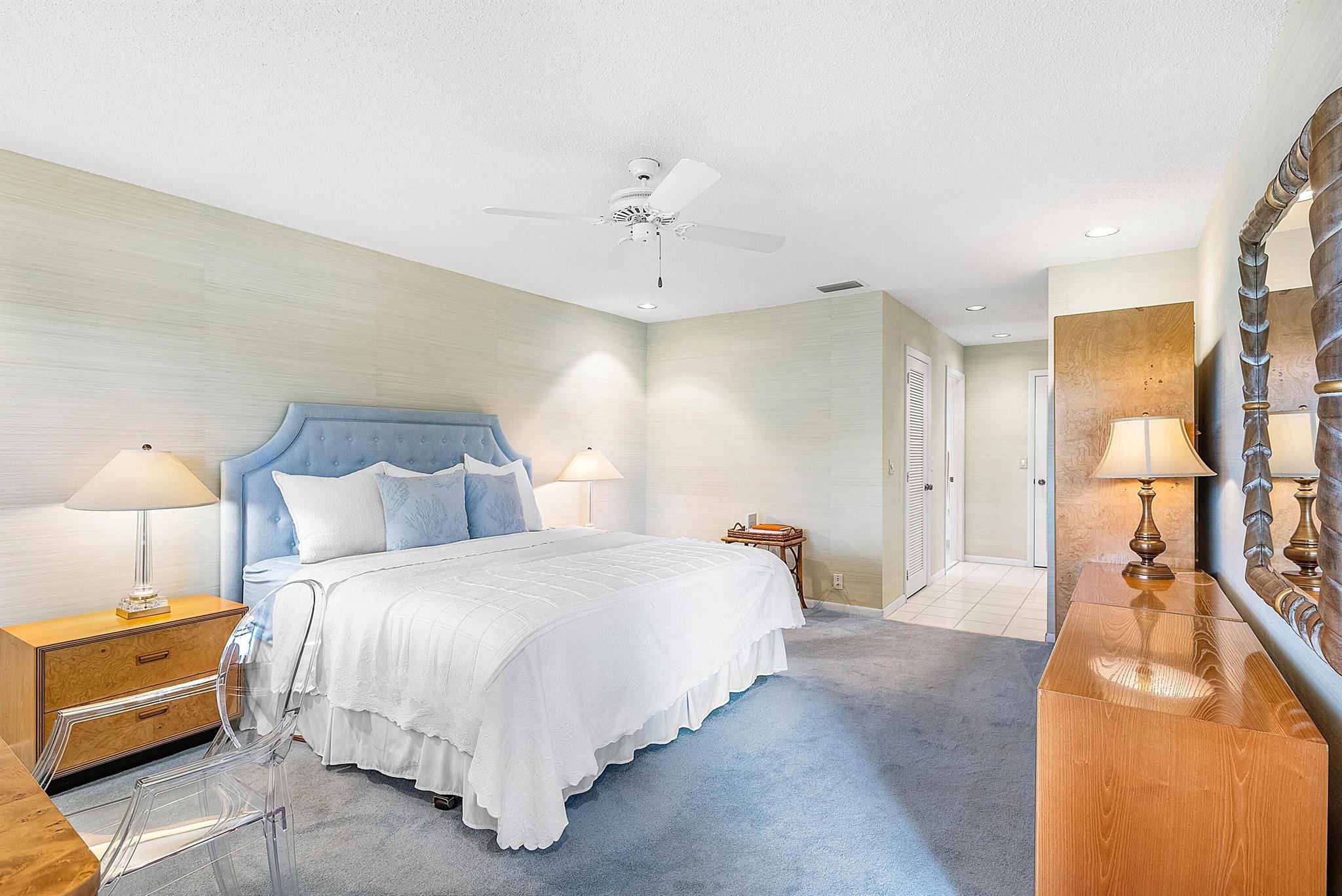 VILLAS OF BRENTWOOD at Hu - Residential