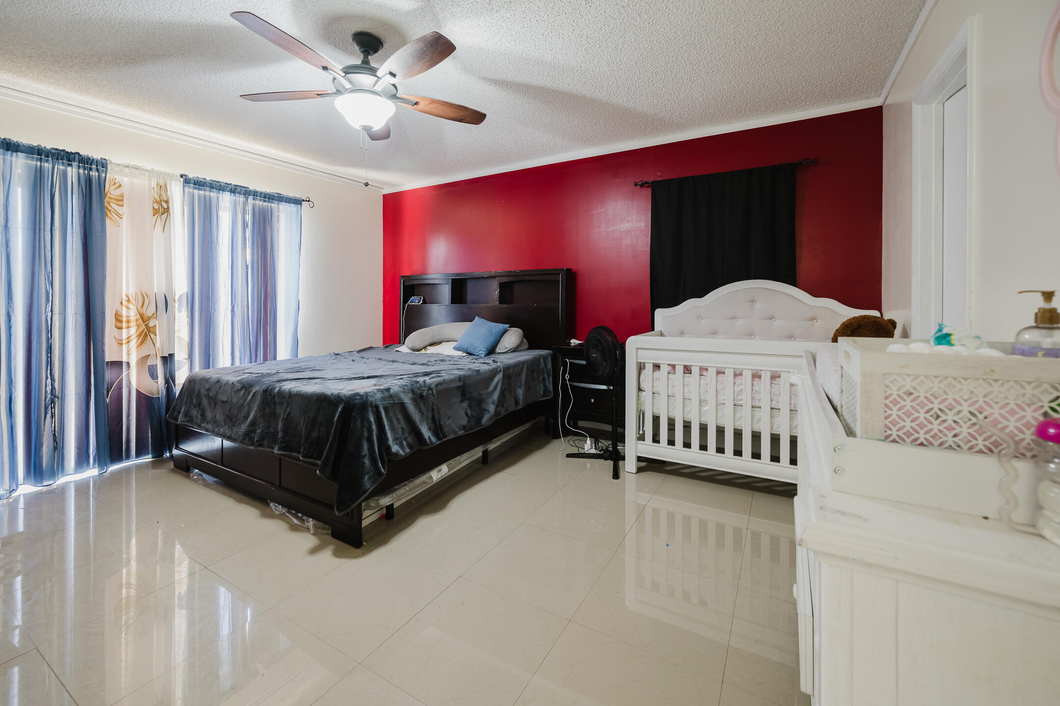 GARDEN HILLS UNIT THREE - Residential