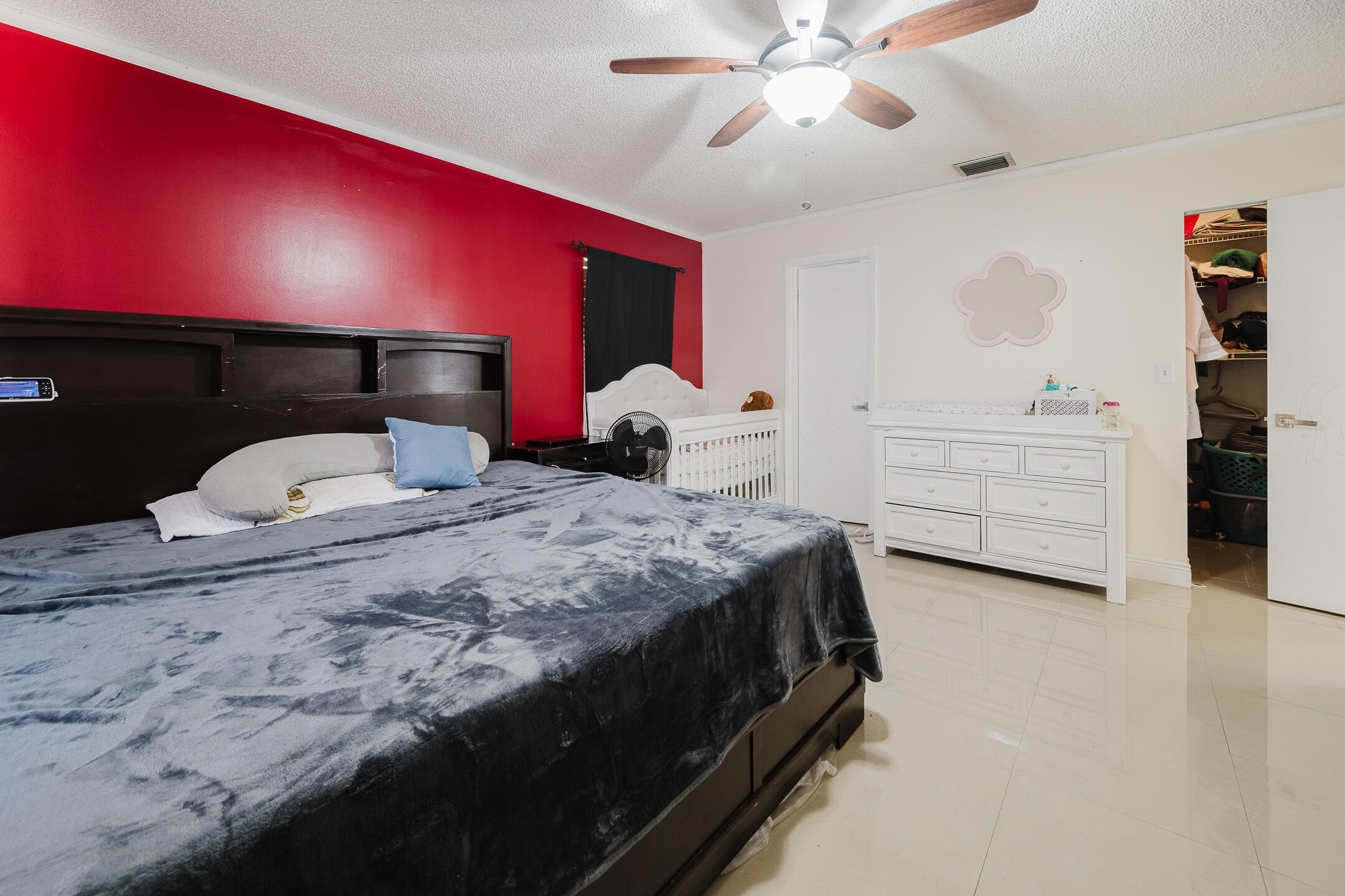 GARDEN HILLS UNIT THREE - Residential