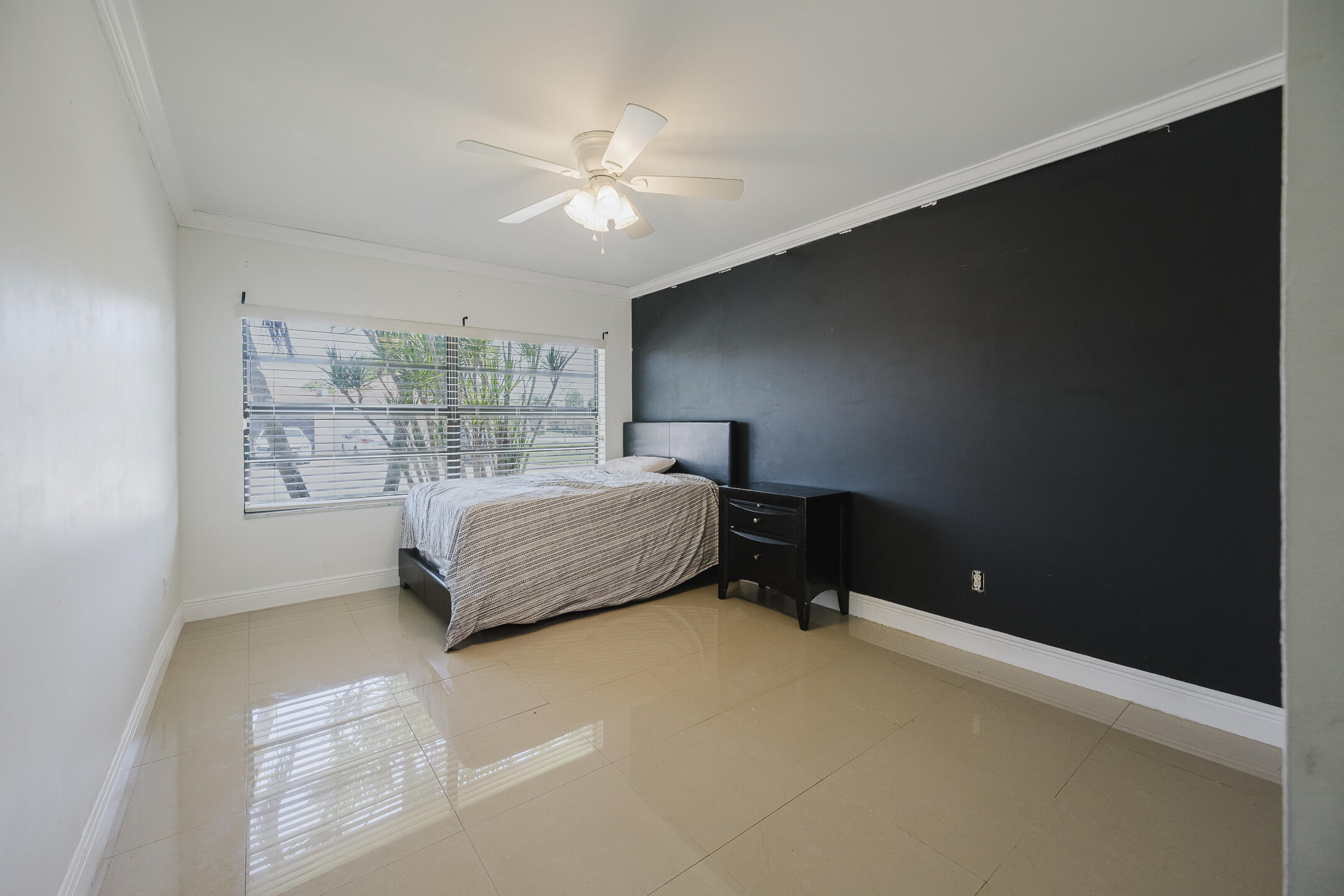 GARDEN HILLS UNIT THREE - Residential