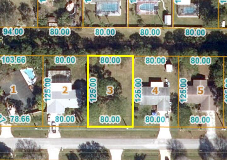 Mostly cleared lot located in central Port St Lucie. Build your dream home! Quarter acre lot located within minutes of shopping, schools, restaurants and entertainment.