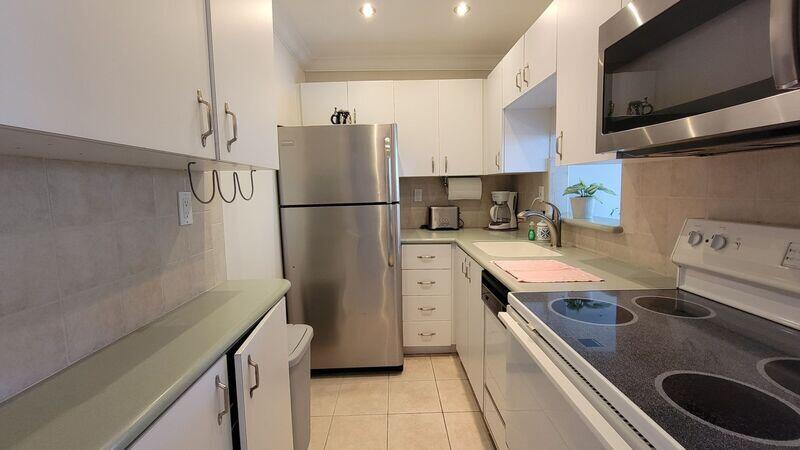 HARBOR HOUSE NORTH CONDO - Residential Lease