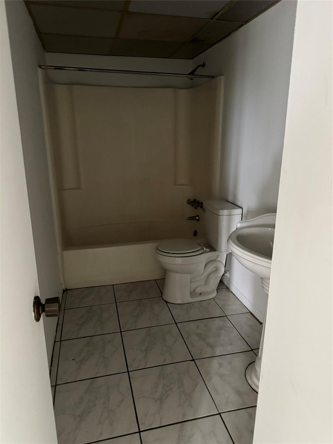 Brookfield Square Condo - Residential