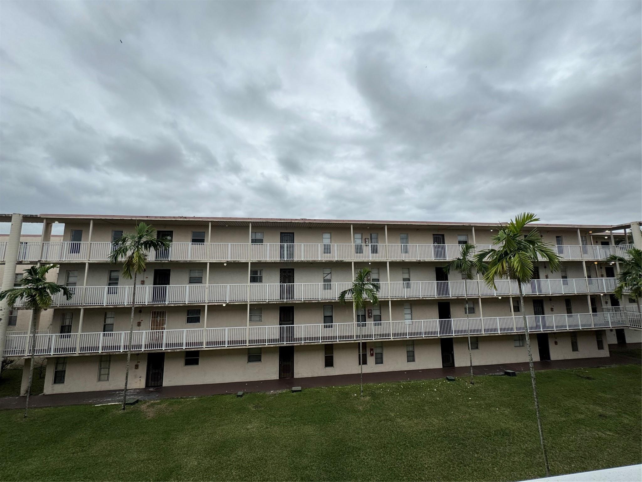 Brookfield Square Condo - Residential