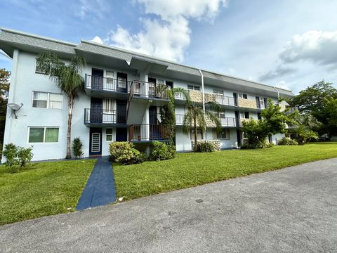 A home in Plantation