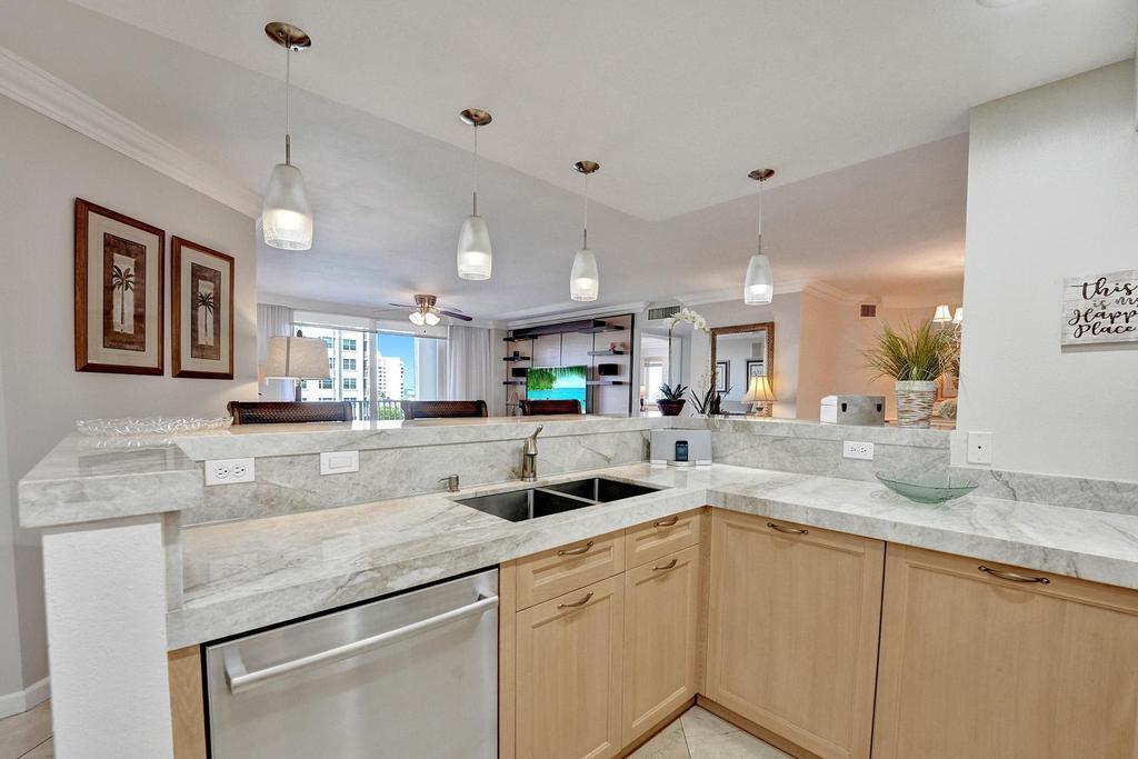 HIGHLAND BEACH CLUB CONDO - Residential Lease