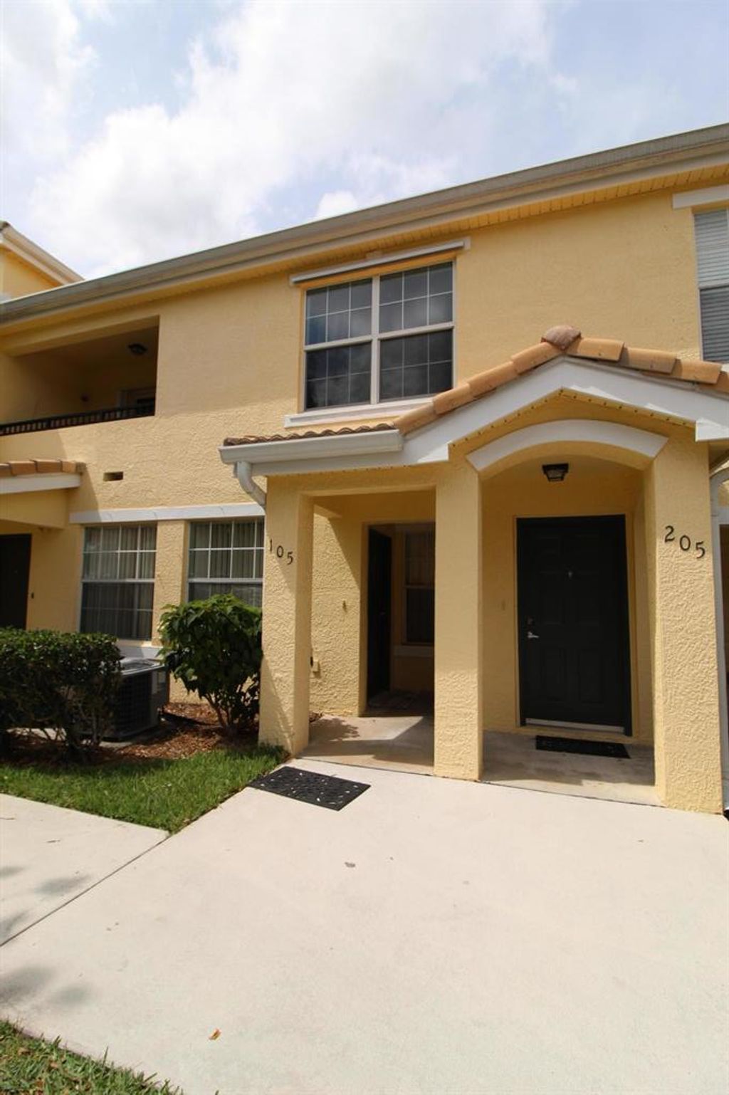 Photo of 170 SW Peacock Boulevard #36105, Port Saint Lucie, FL 34986 (MLS # R10711133)