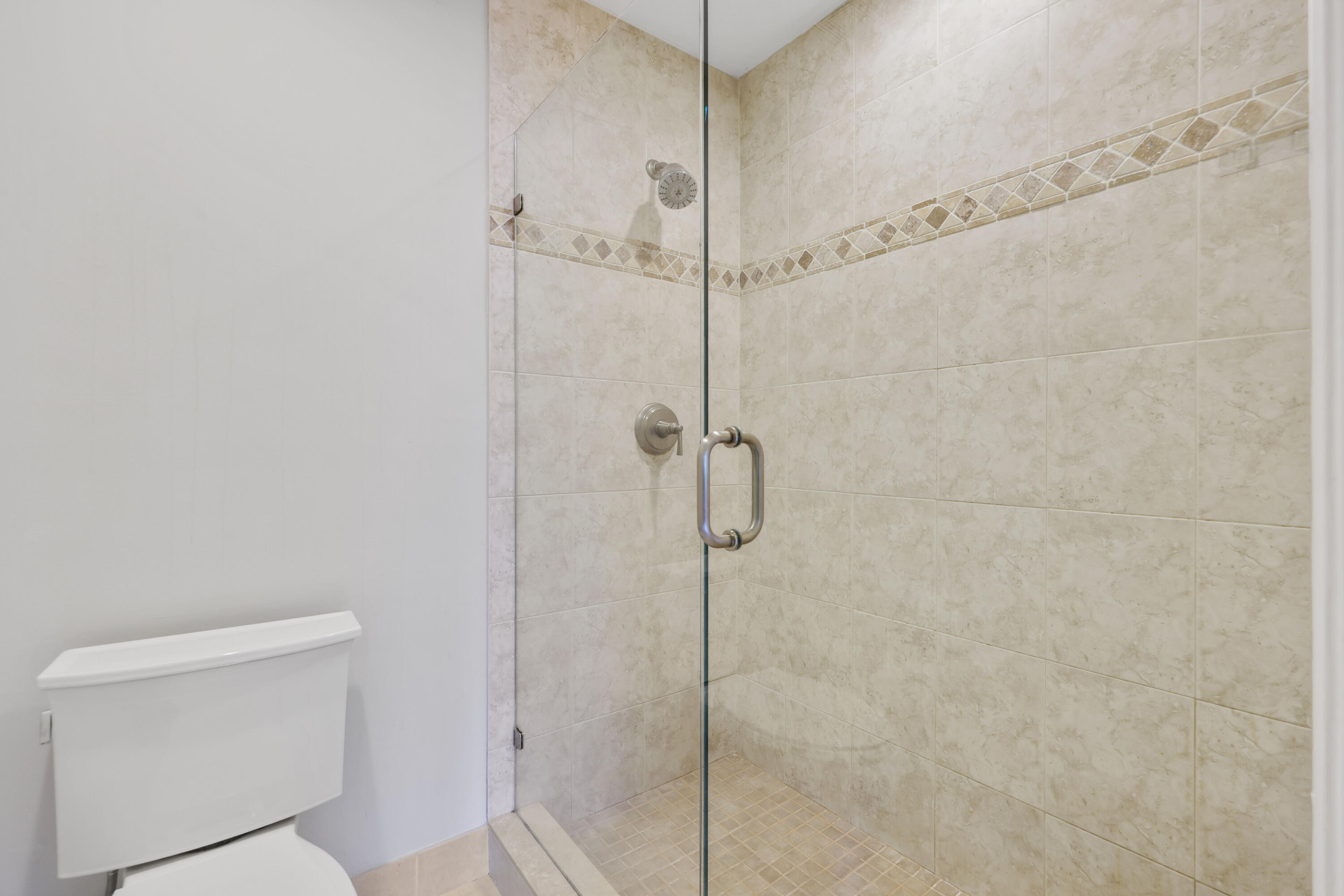 BOCA ISLE CONDO - Residential