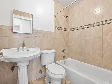 Hollywood 1-21 B - Residential Lease