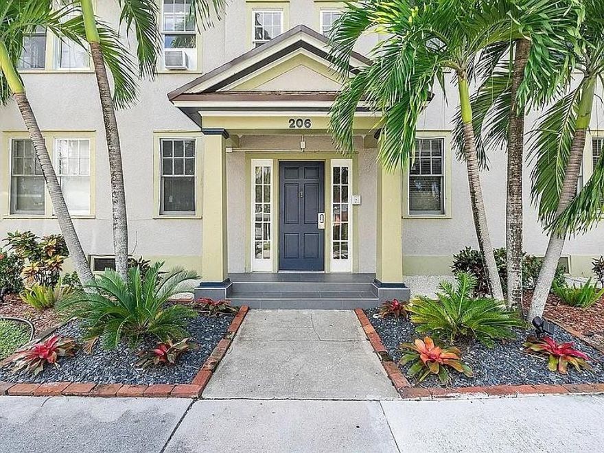 Come check out this well lit one bedroom, one bathroom apartment in a well maintained building just blocks from Downtown Hollywood. This apartment is located on the second floor with close access to the laundry room. Bathroom has been update with beautiful tile work and large windows for ample light.