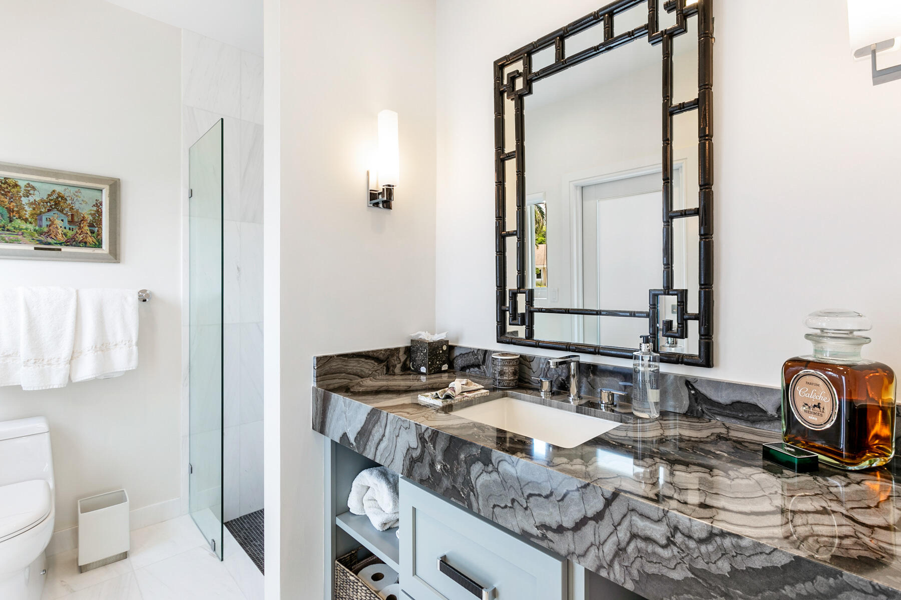 ADMIRALS COVE - Residential