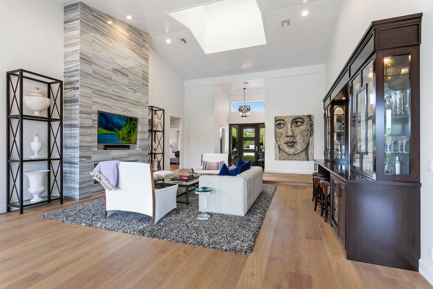 ADMIRALS COVE - Residential