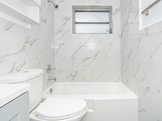 1605 SW 11th Court 1-16