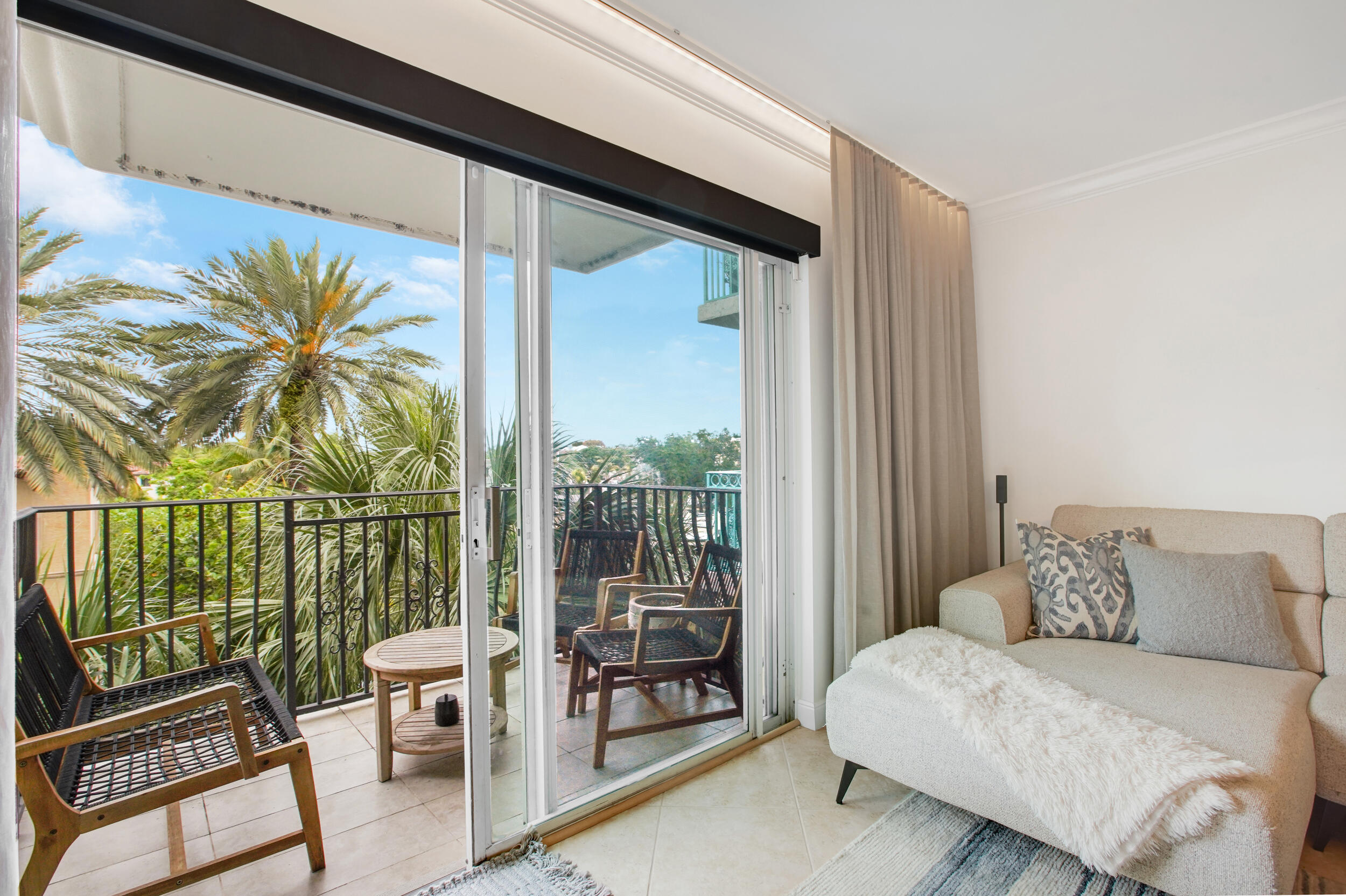 1111 E Las Olas Boulevard 410