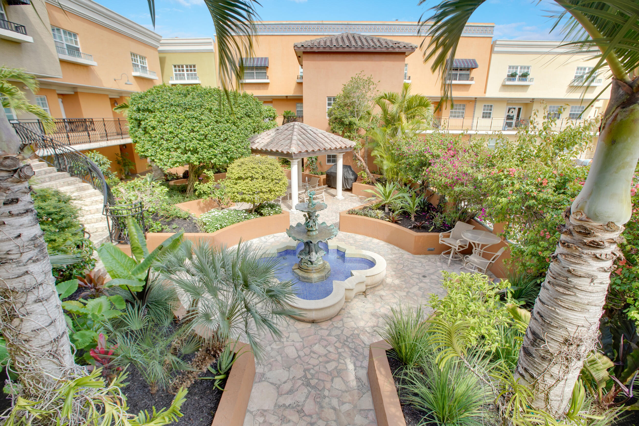 1111 E Las Olas Boulevard 410