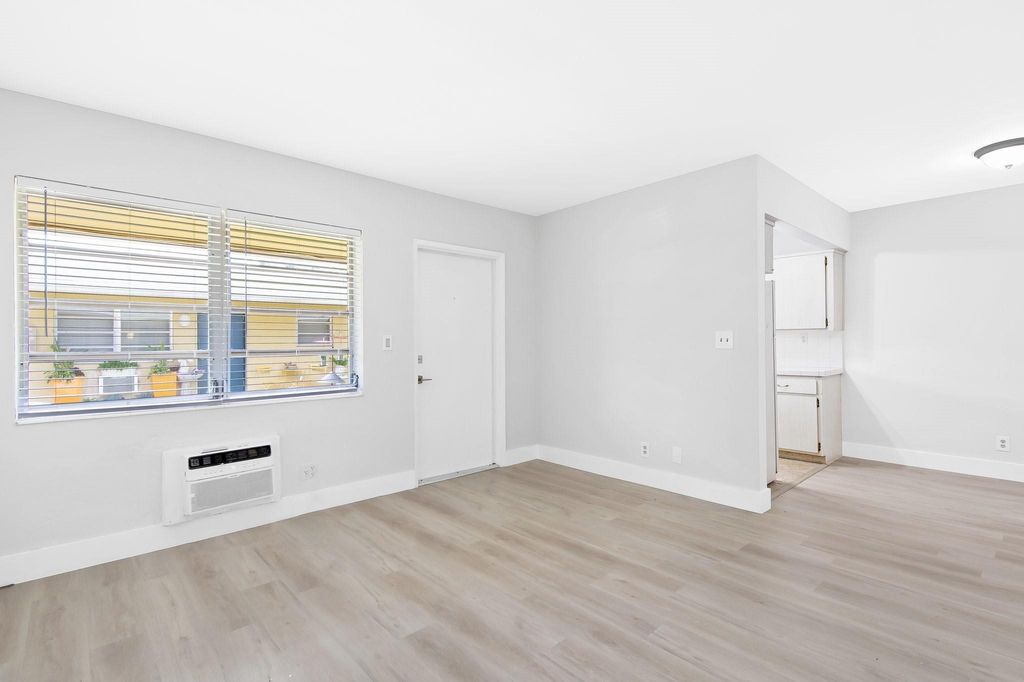 Photo of 412 9 Street #2, Fort Lauderdale, FL 33316 (MLS # F10504615)