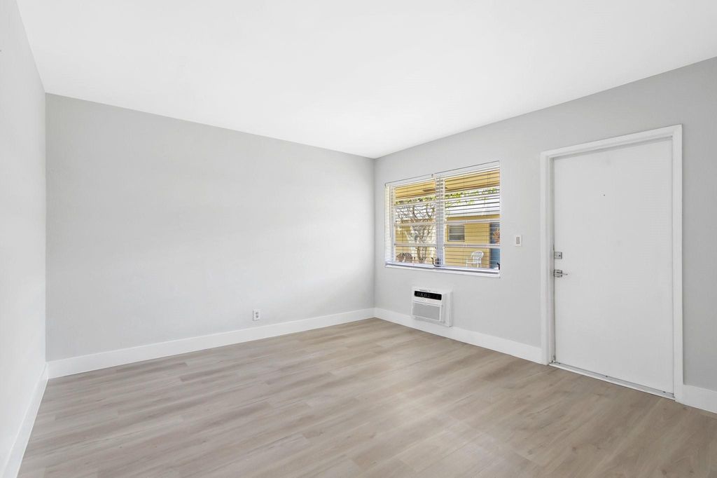 Photo of 412 9 Street #2, Fort Lauderdale, FL 33316 (MLS # F10504615)