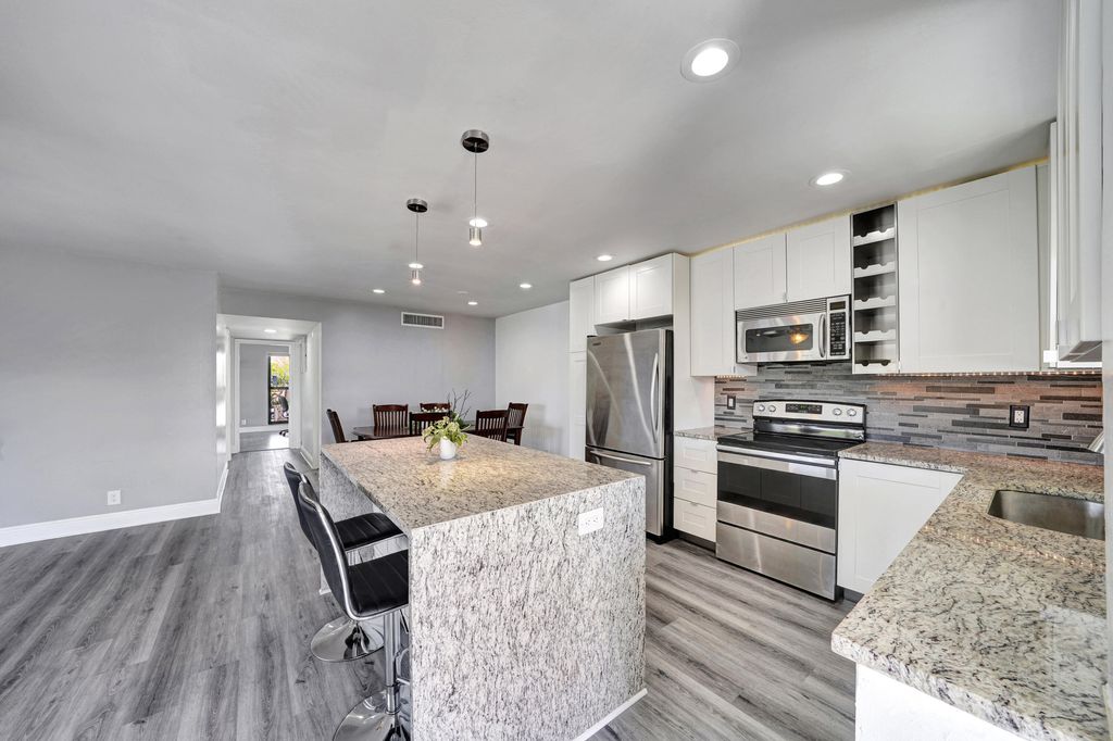 Photo of 516 Osprey Drive #16c, Delray Beach, FL 33444 (MLS # B26025638)