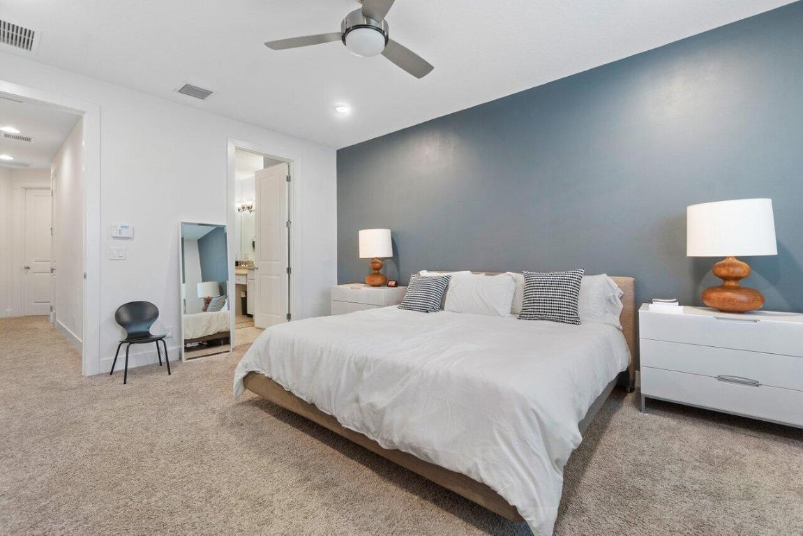 ALTON NEIGHBORHOOD - Residential Lease