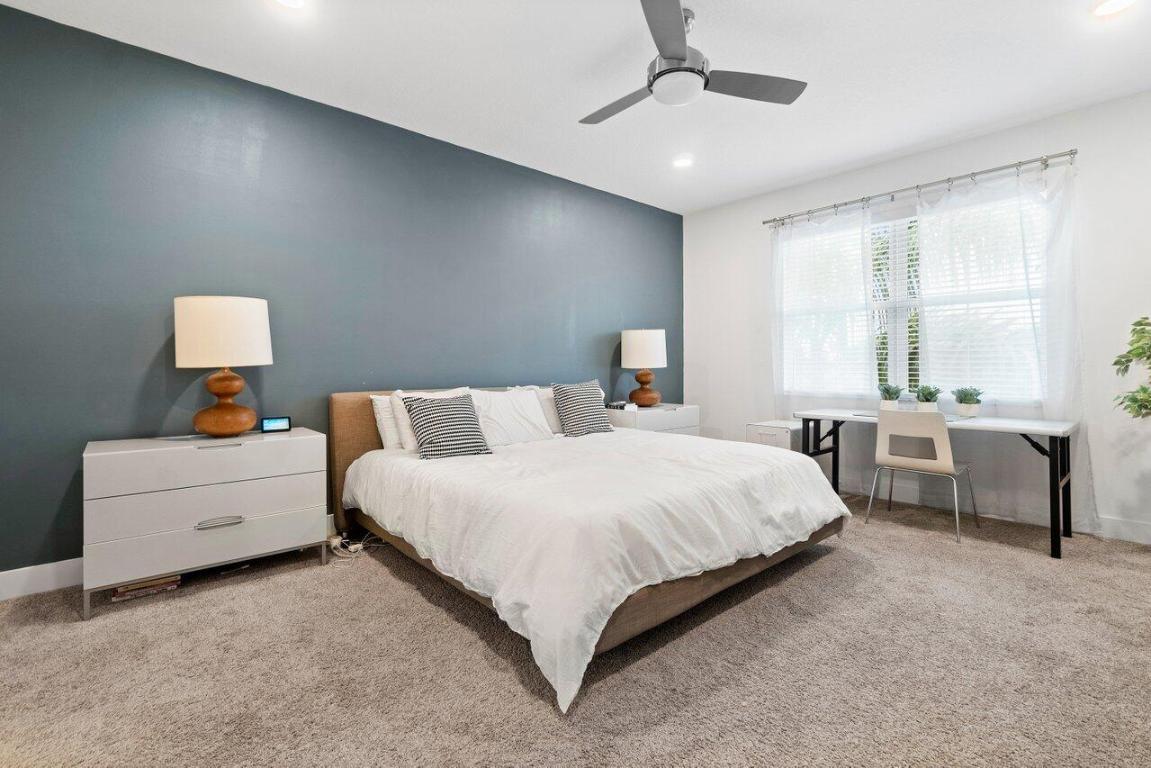 ALTON NEIGHBORHOOD - Residential Lease