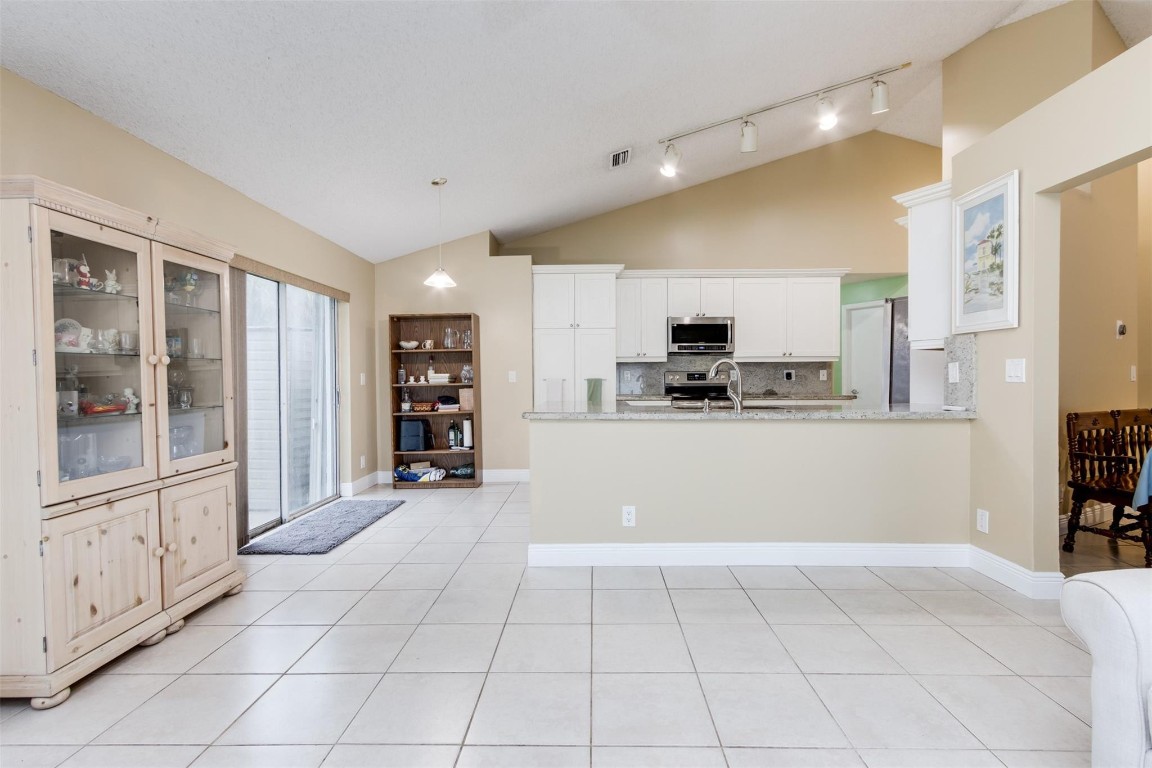 New River Estates Sec Ele - Residential