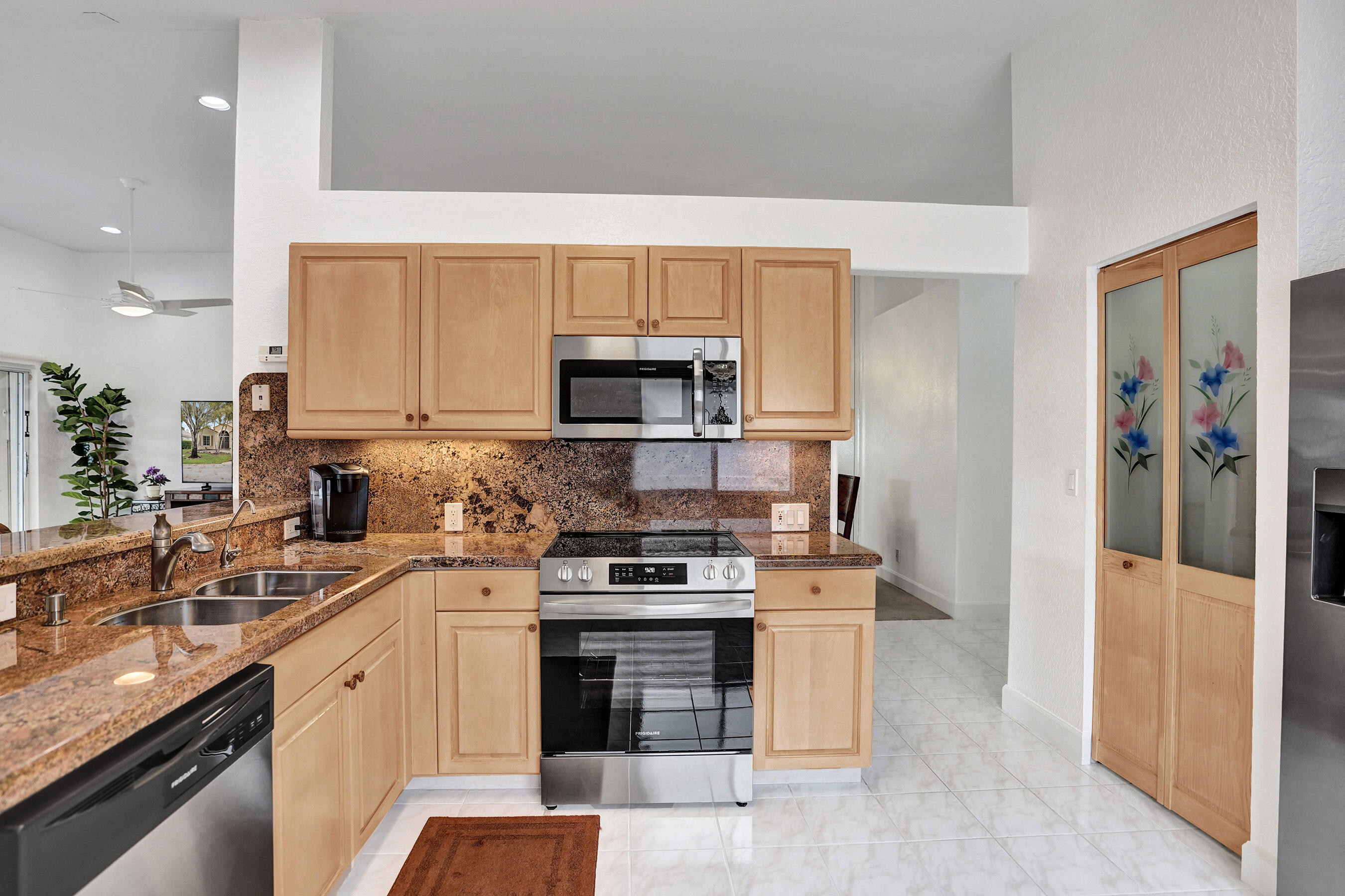 COQUINA LAKES - Residential