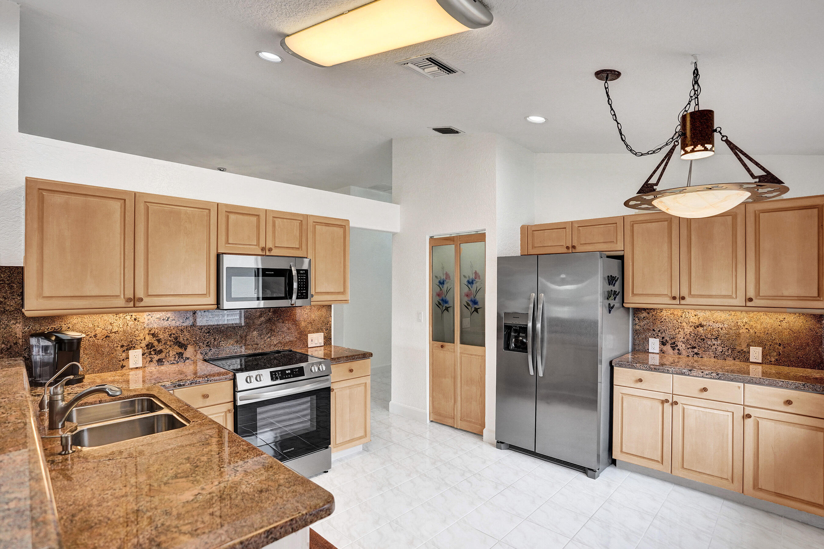 COQUINA LAKES - Residential